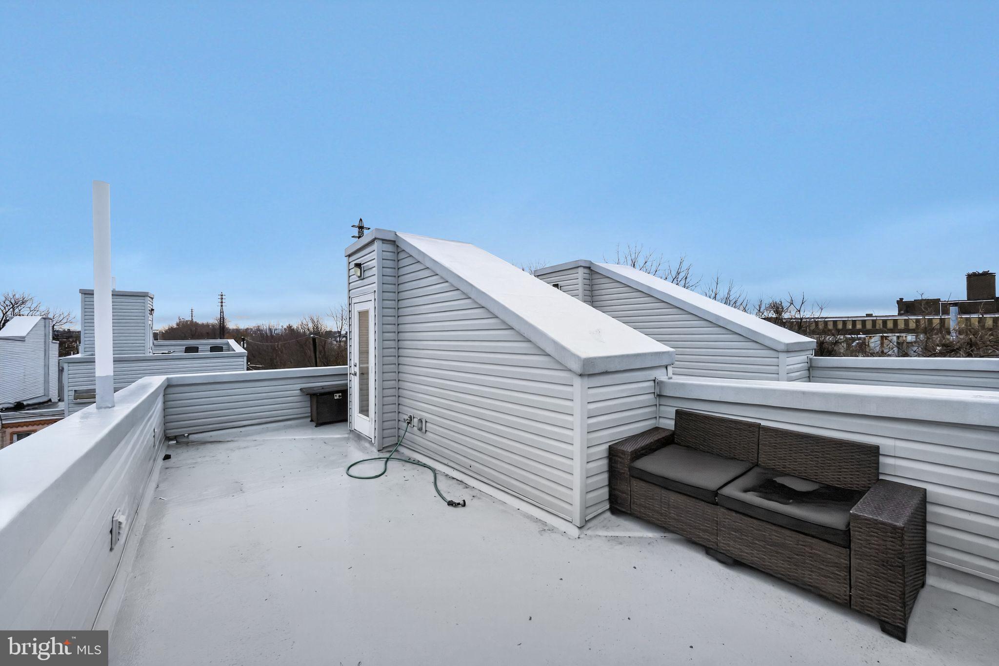 PORT RICHMOND - Residential