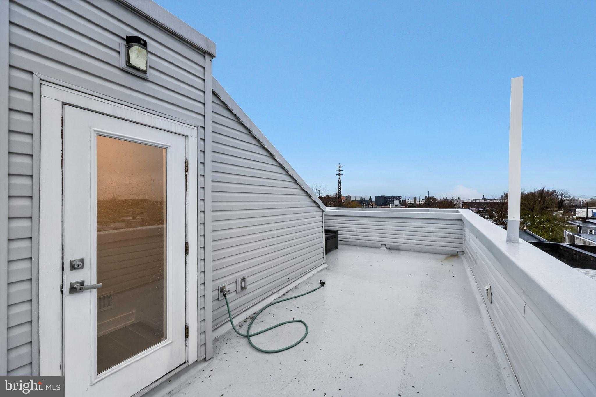 PORT RICHMOND - Residential