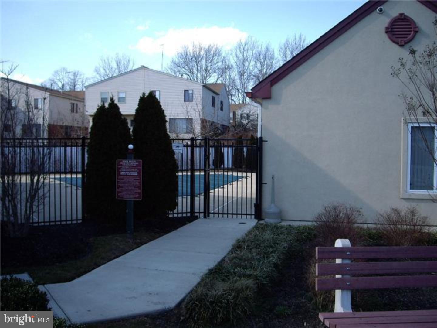 CREEK VIEW CROSSING - Residential