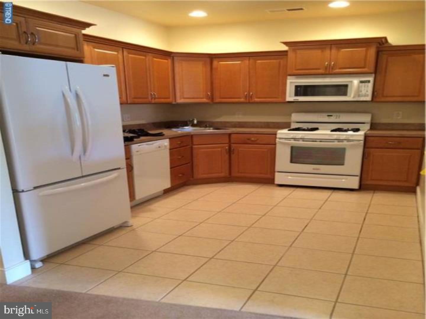 CREEK VIEW CROSSING - Residential