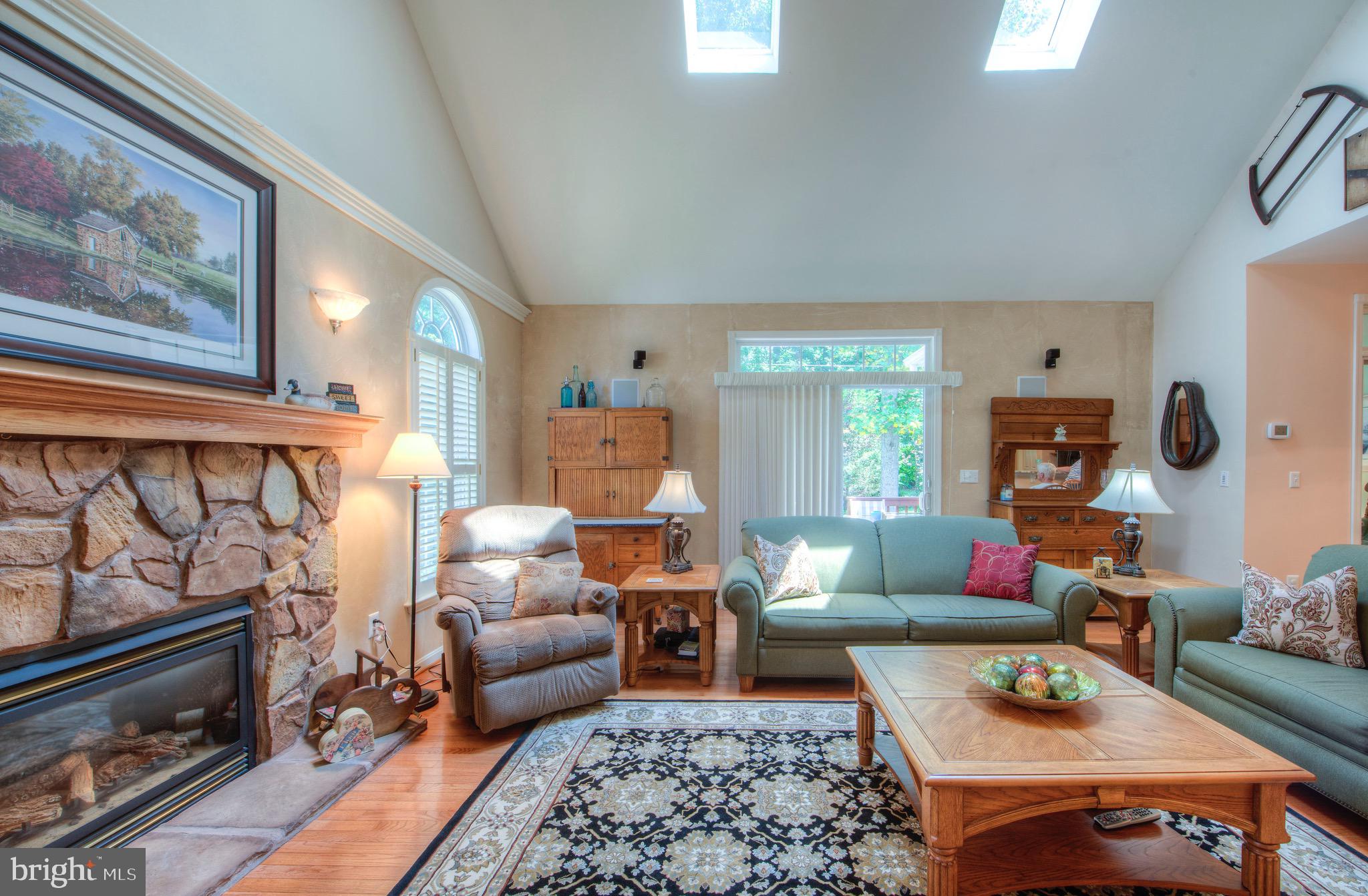 KELLYS LANDING - Residential