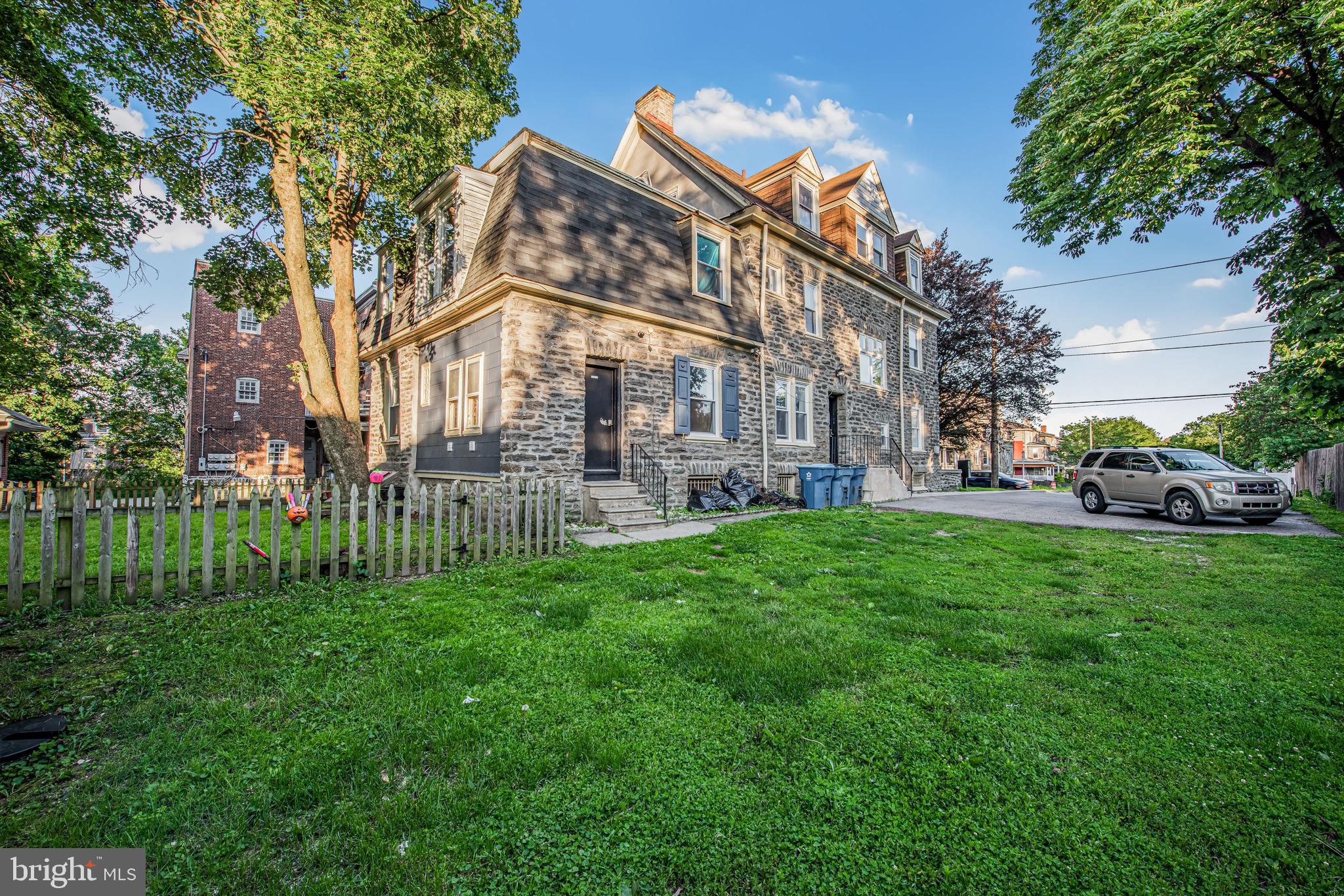 GERMANTOWN - Commercial Sale