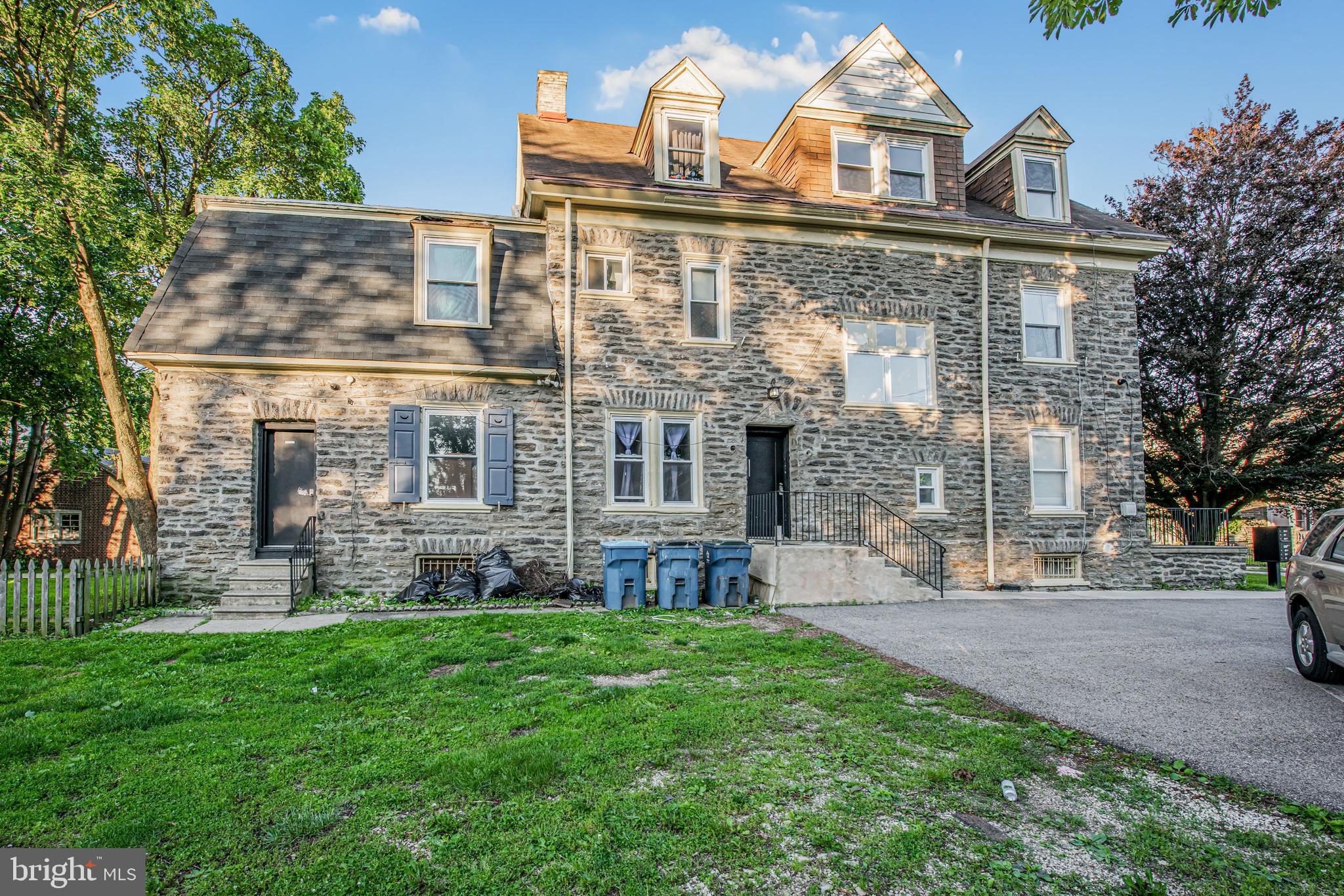 GERMANTOWN - Commercial Sale