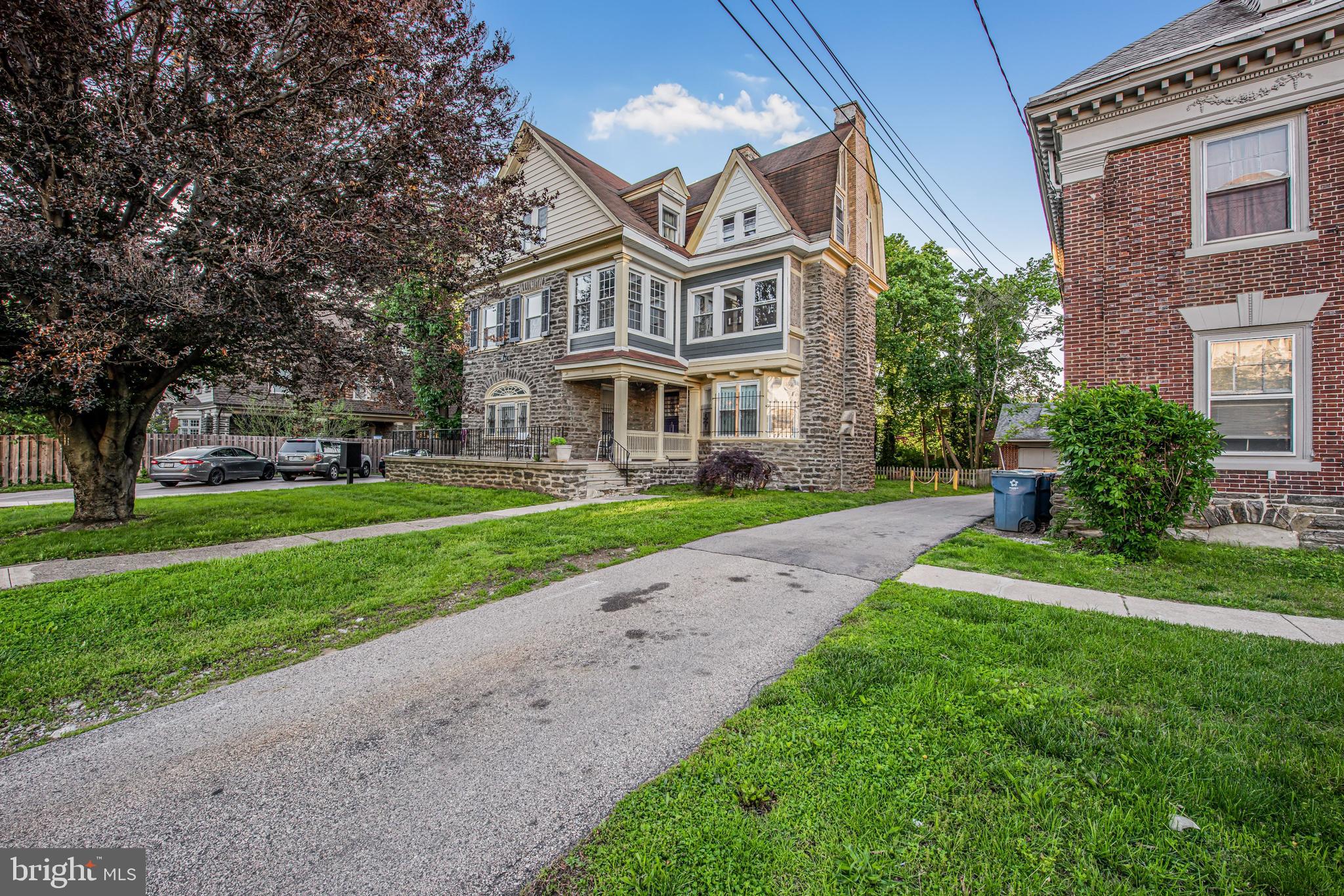 GERMANTOWN - Commercial Sale