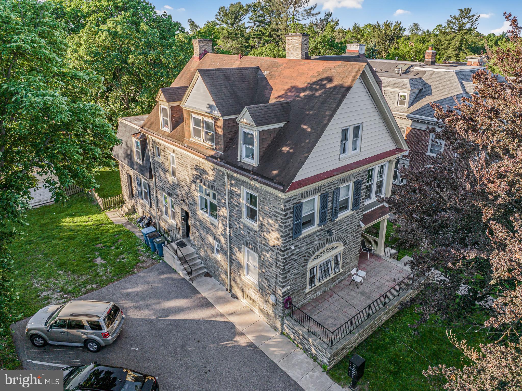 GERMANTOWN - Commercial Sale