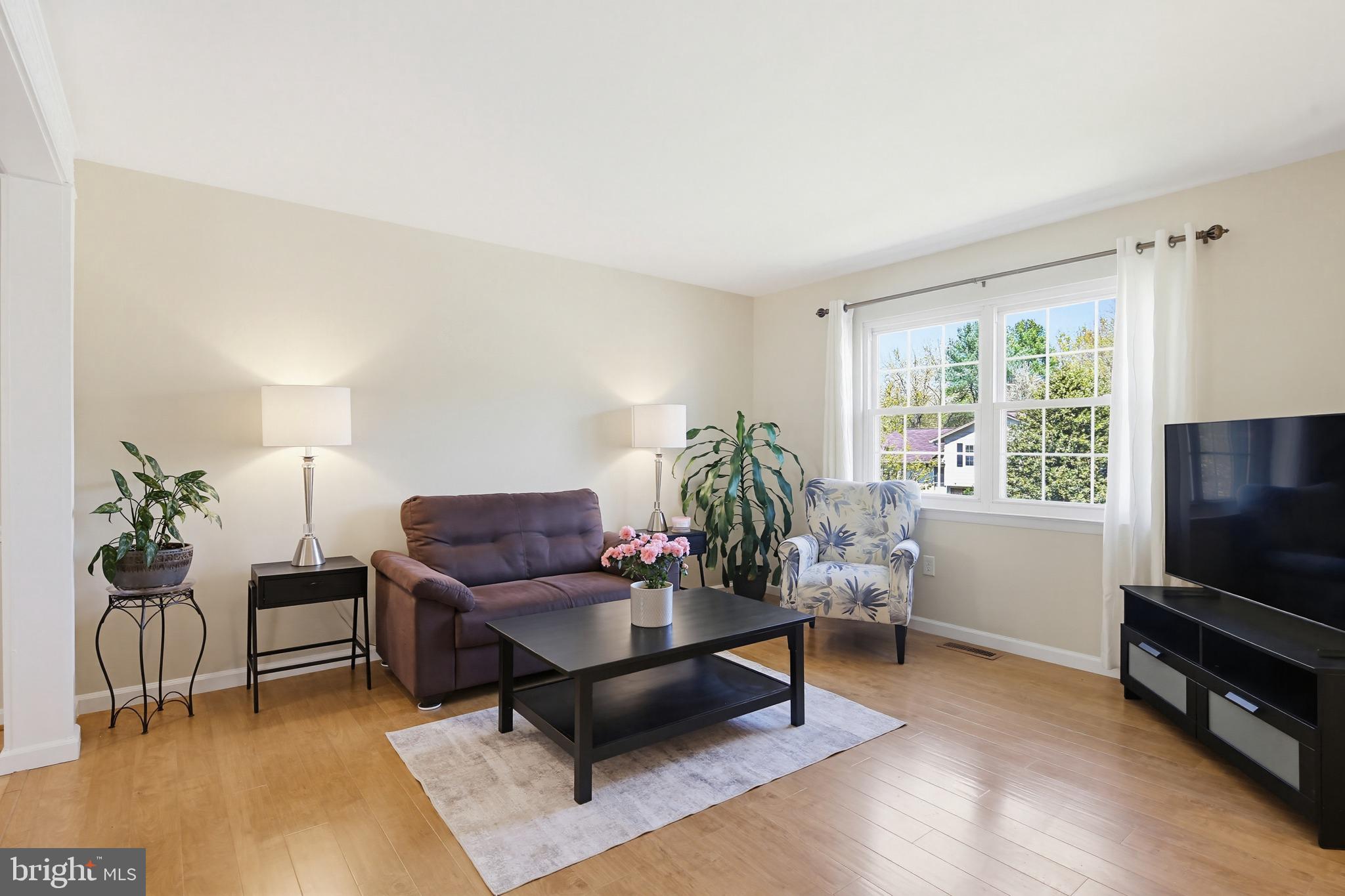 8640 SEDLEY COURT
