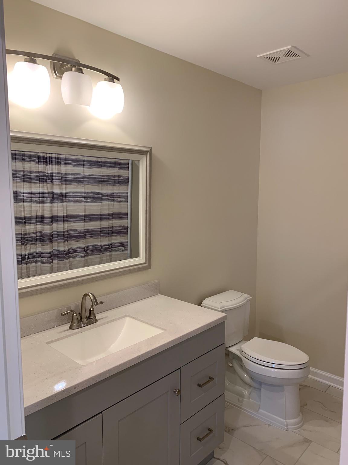 GLEBE HARBOR - Residential