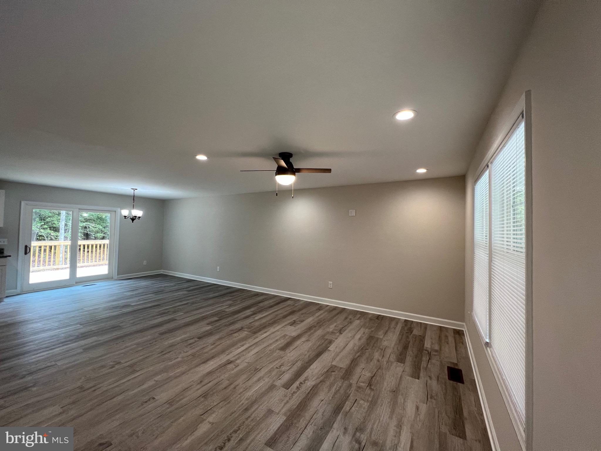 GLEBE HARBOR - Residential