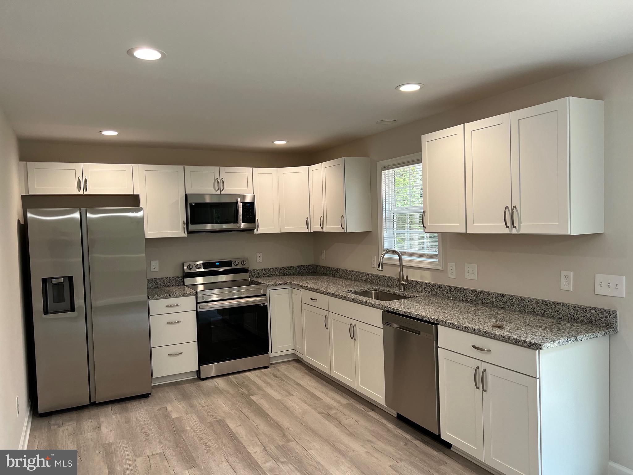 GLEBE HARBOR - Residential