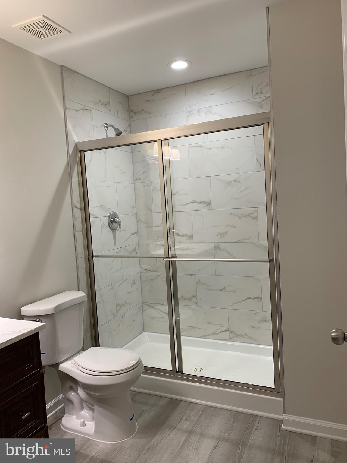 GLEBE HARBOR - Residential