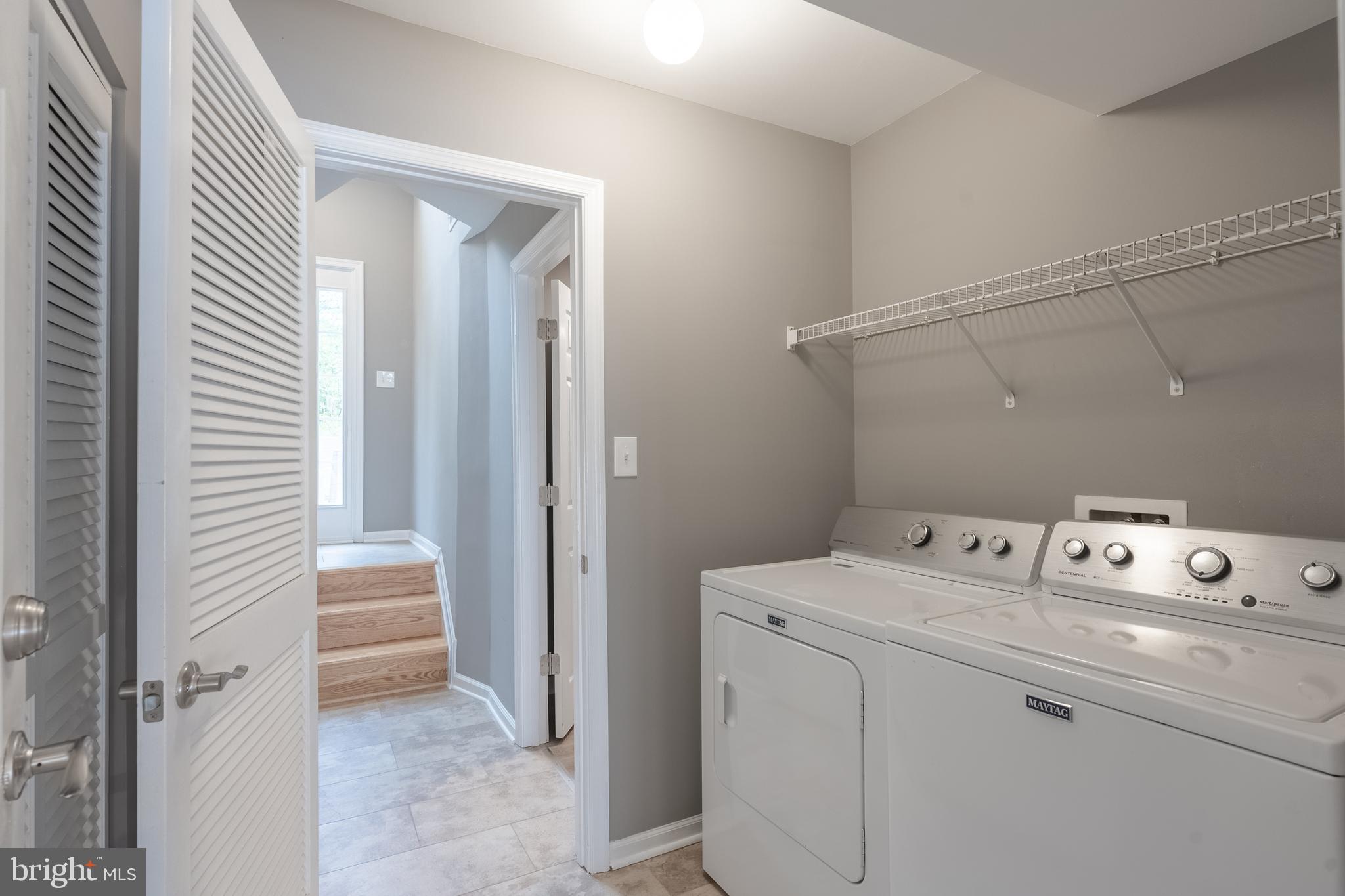 CENTRE VILLAGE - Residential Lease