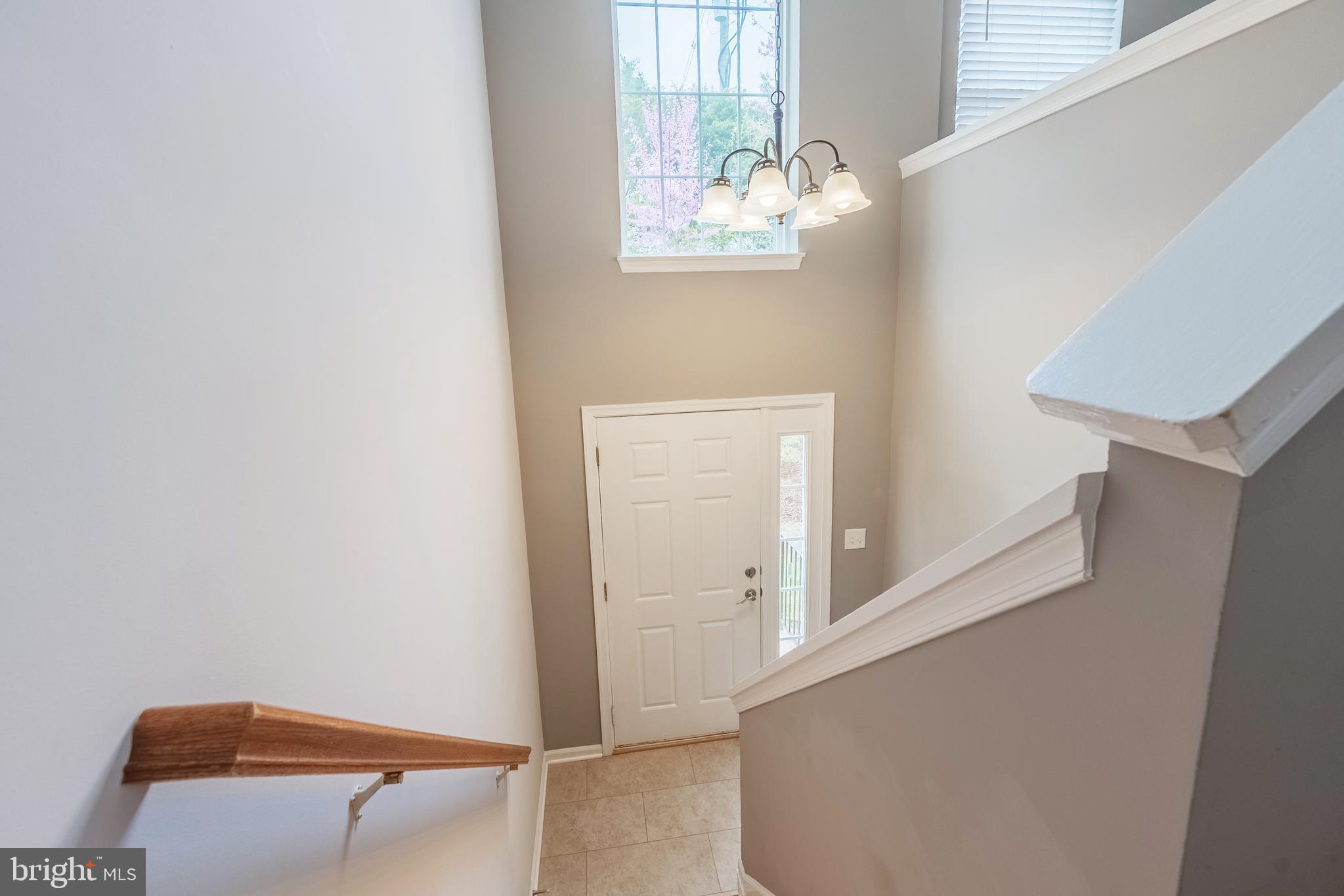 CENTRE VILLAGE - Residential Lease