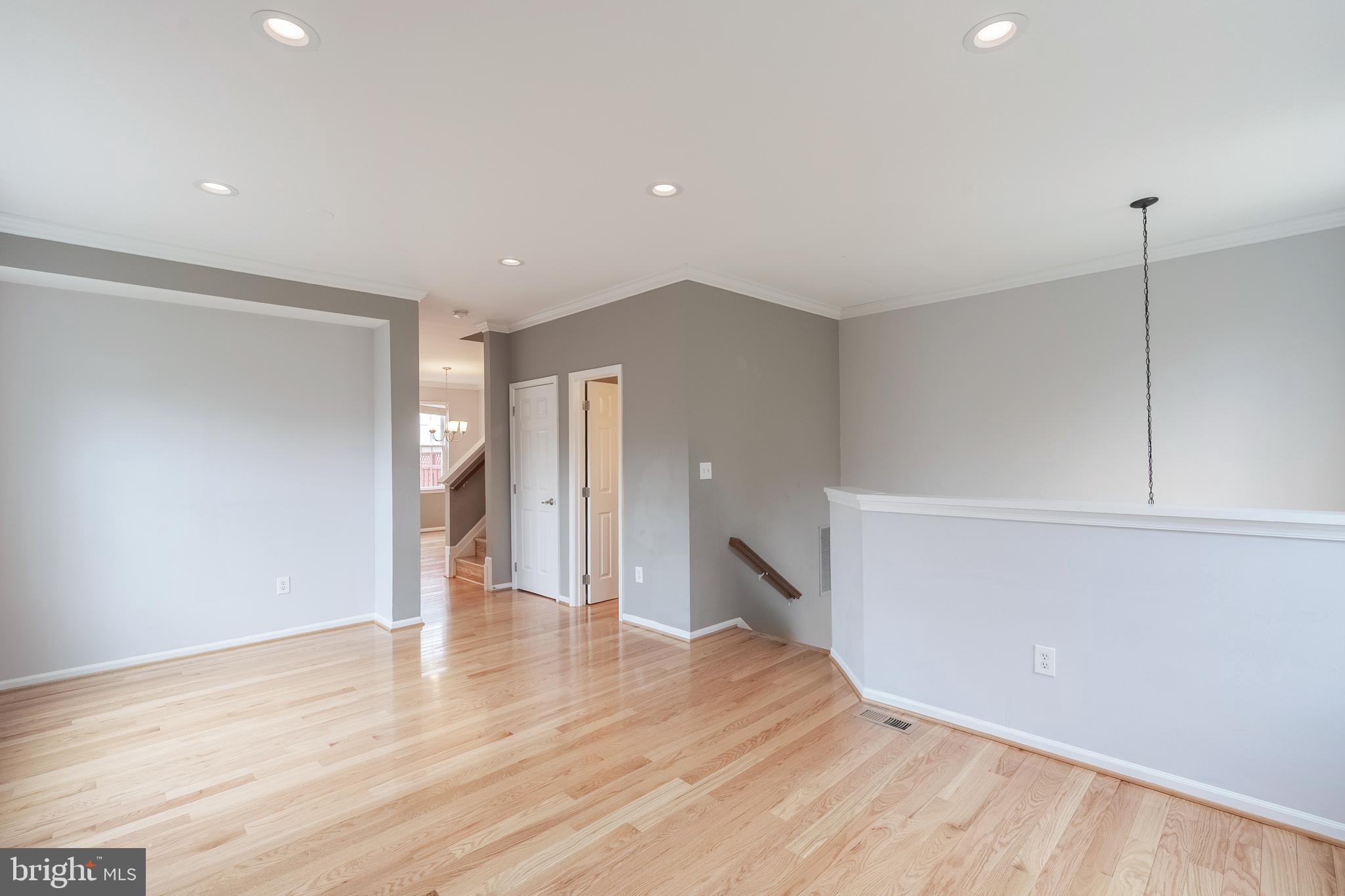 CENTRE VILLAGE - Residential Lease