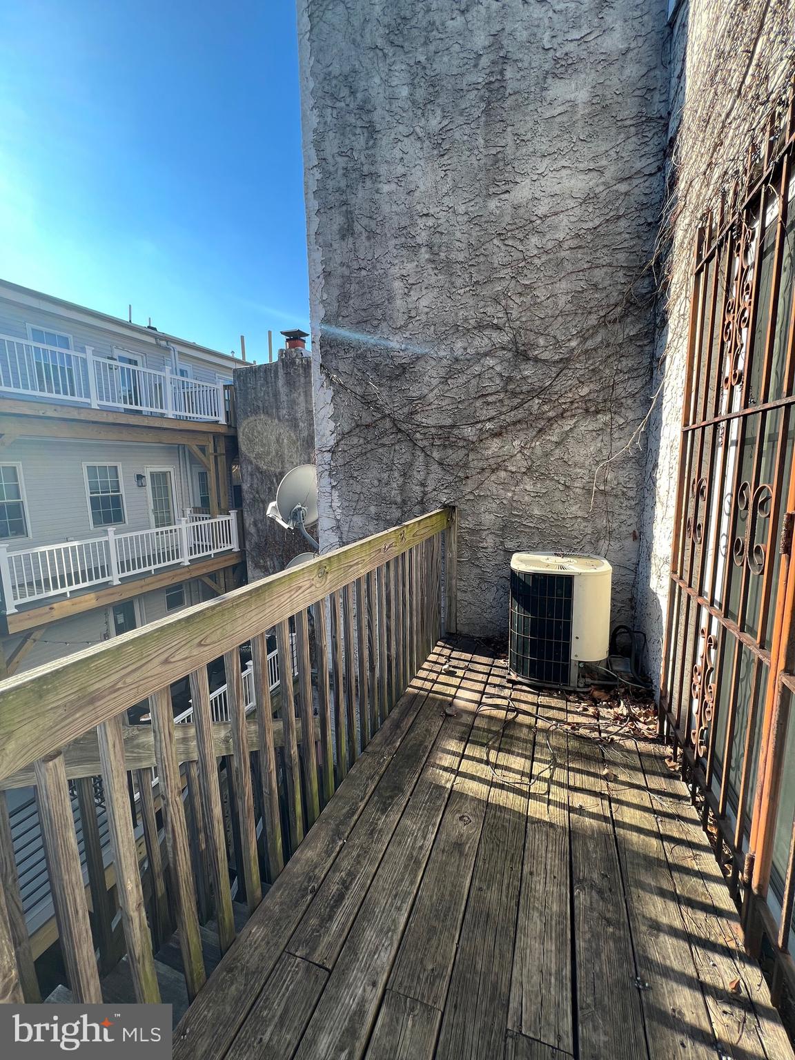 GRADUATE HOSPITAL - Residential Lease