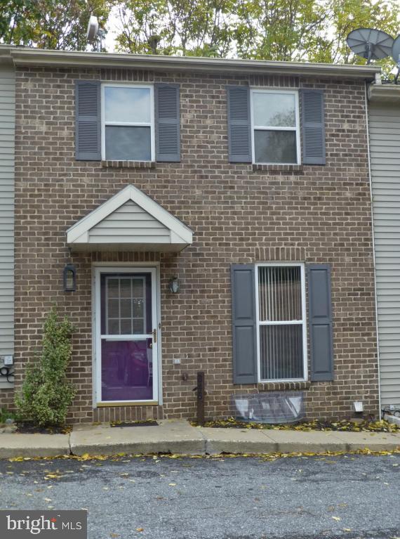MEADOWBROOK - Residential