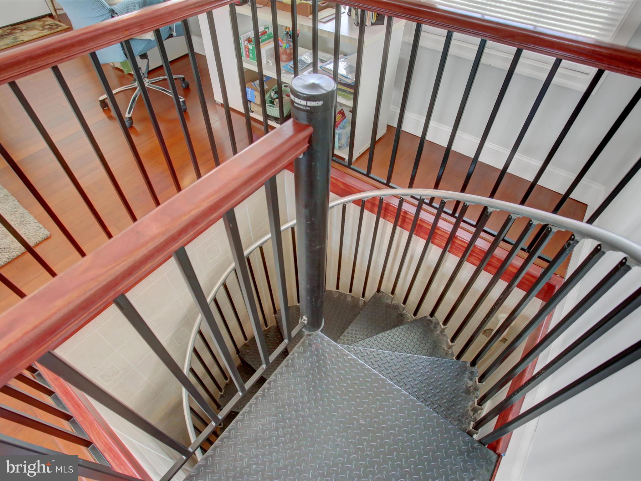 WARM SPRING ESTATES - Residential