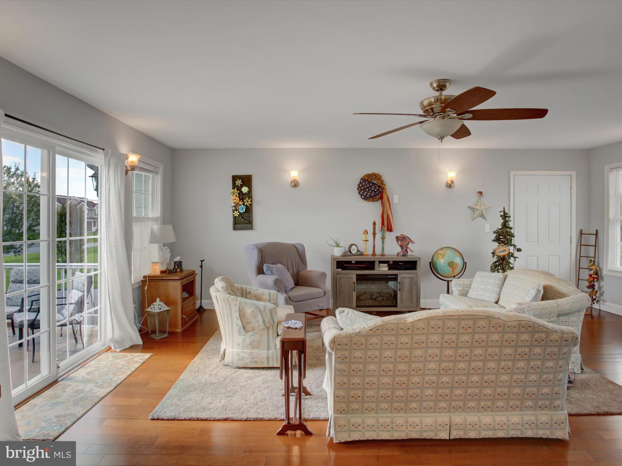 WARM SPRING ESTATES - Residential