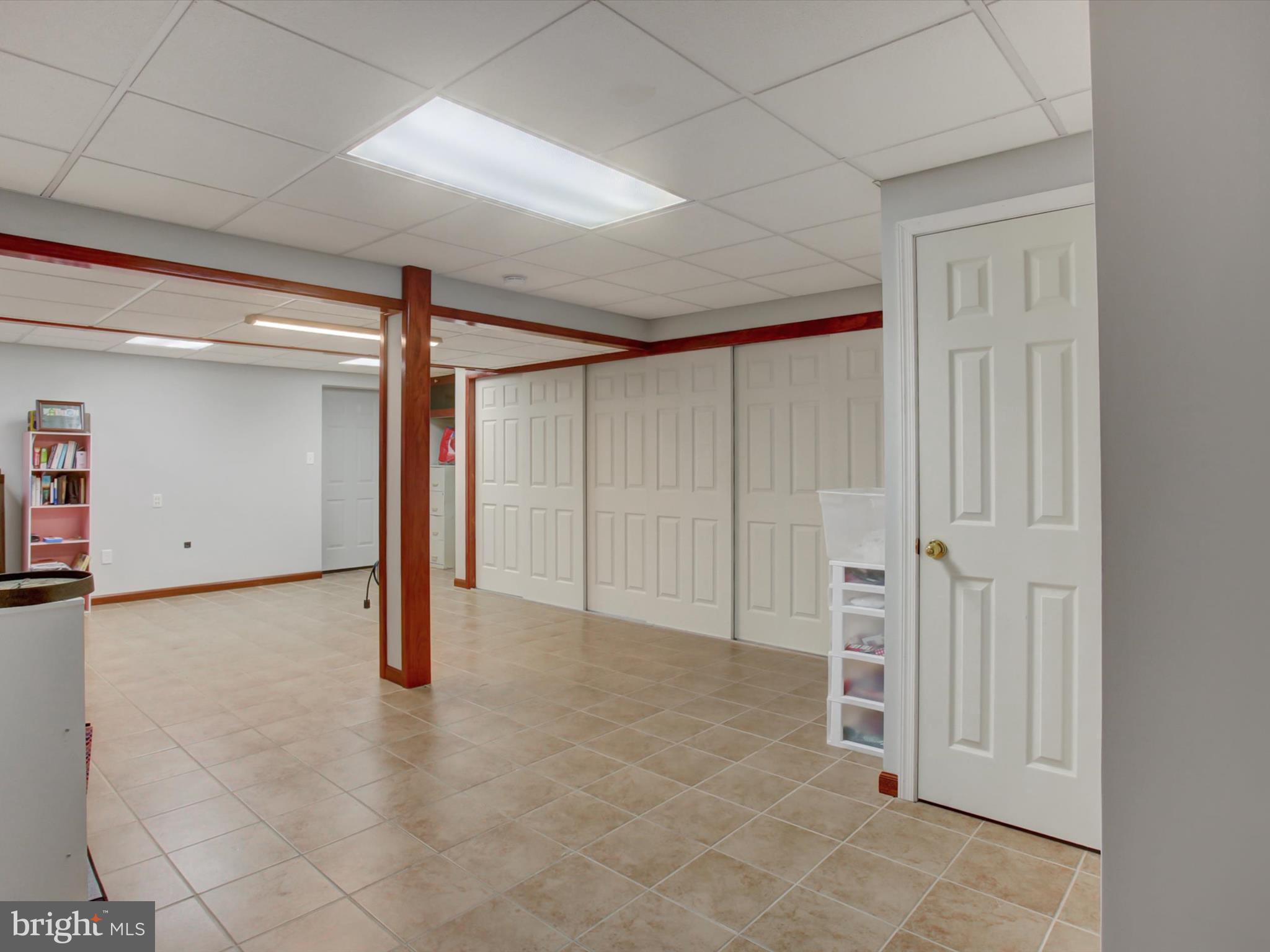 WARM SPRING ESTATES - Residential