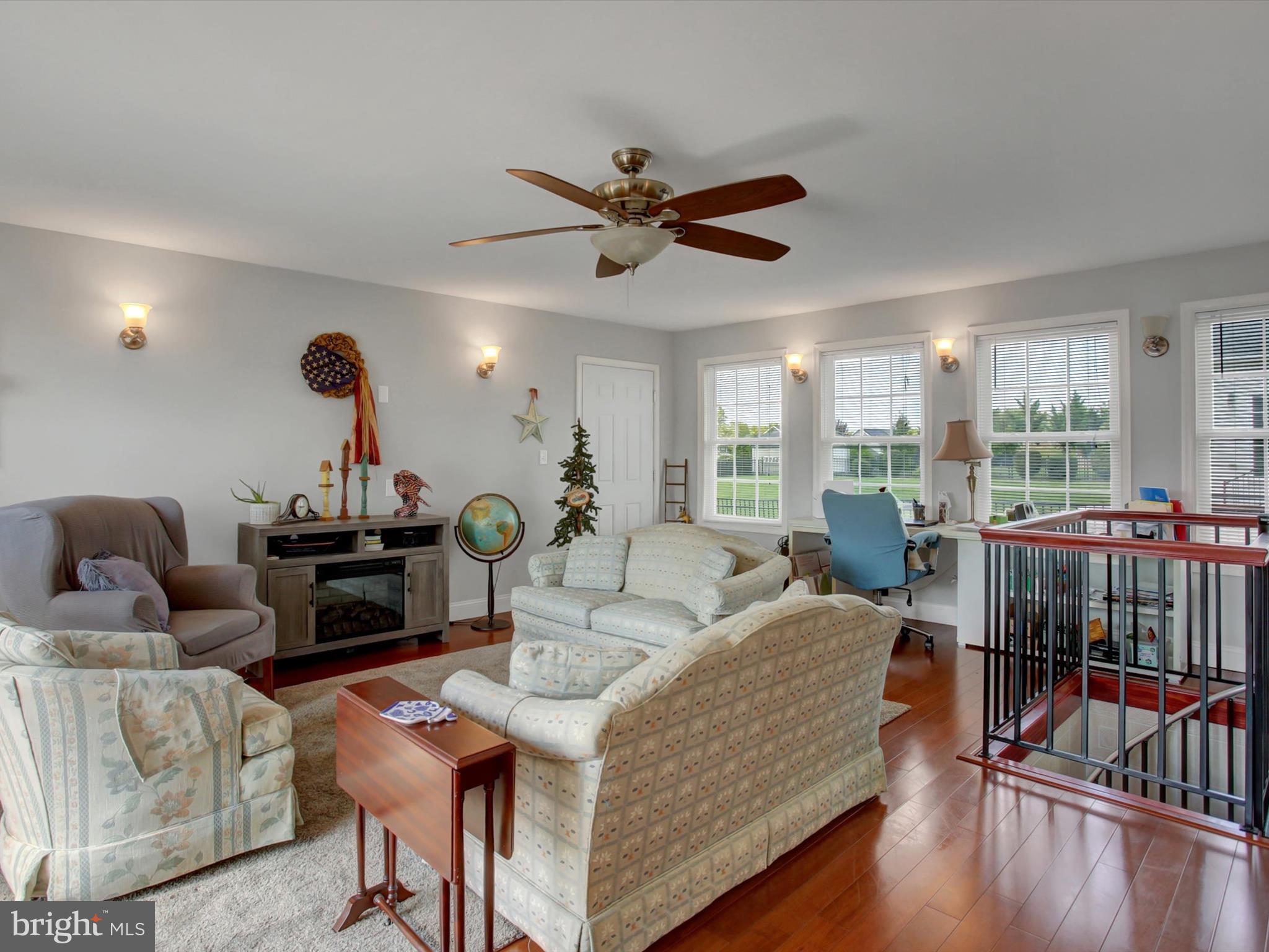 WARM SPRING ESTATES - Residential