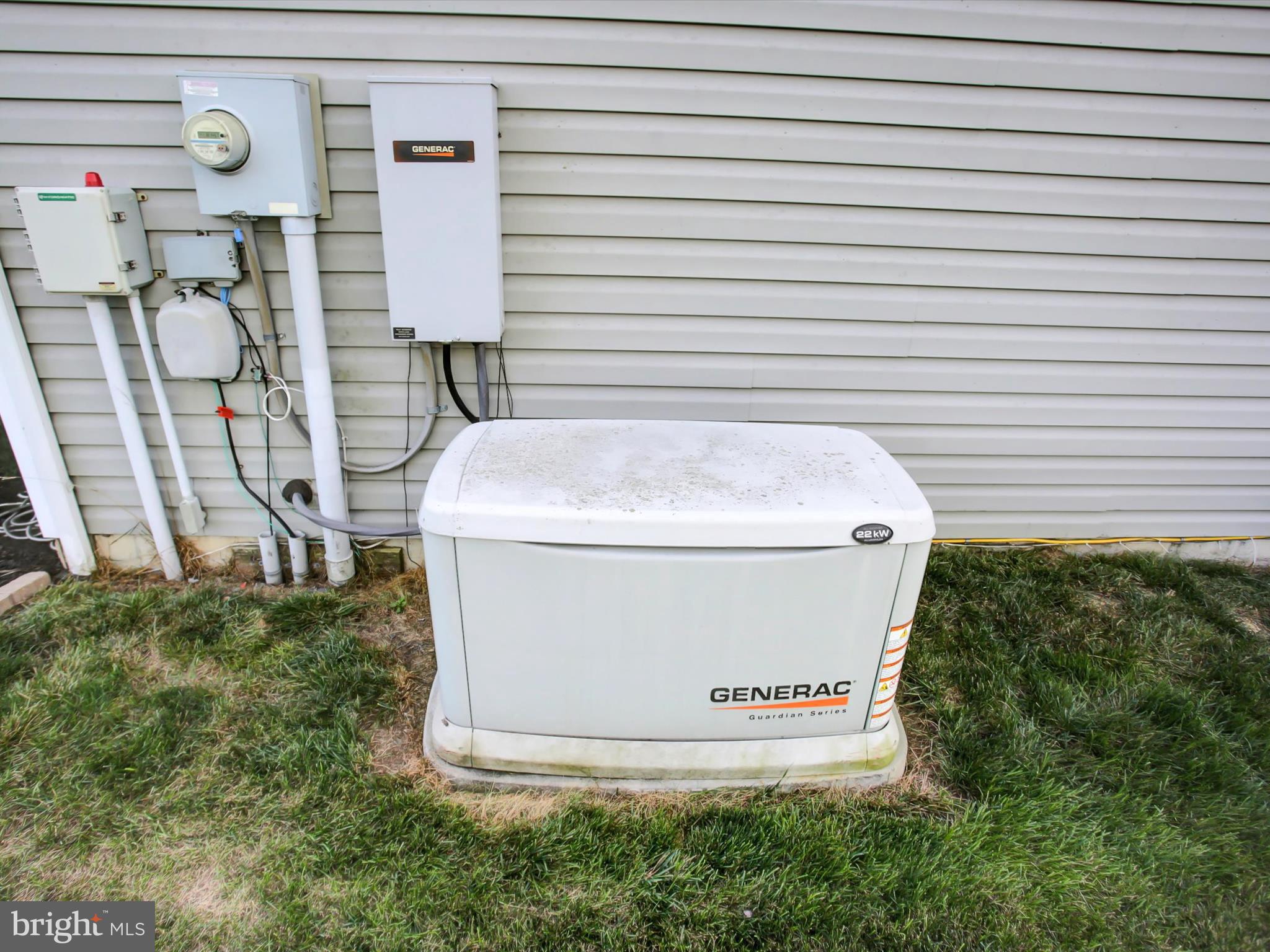 WARM SPRING ESTATES - Residential