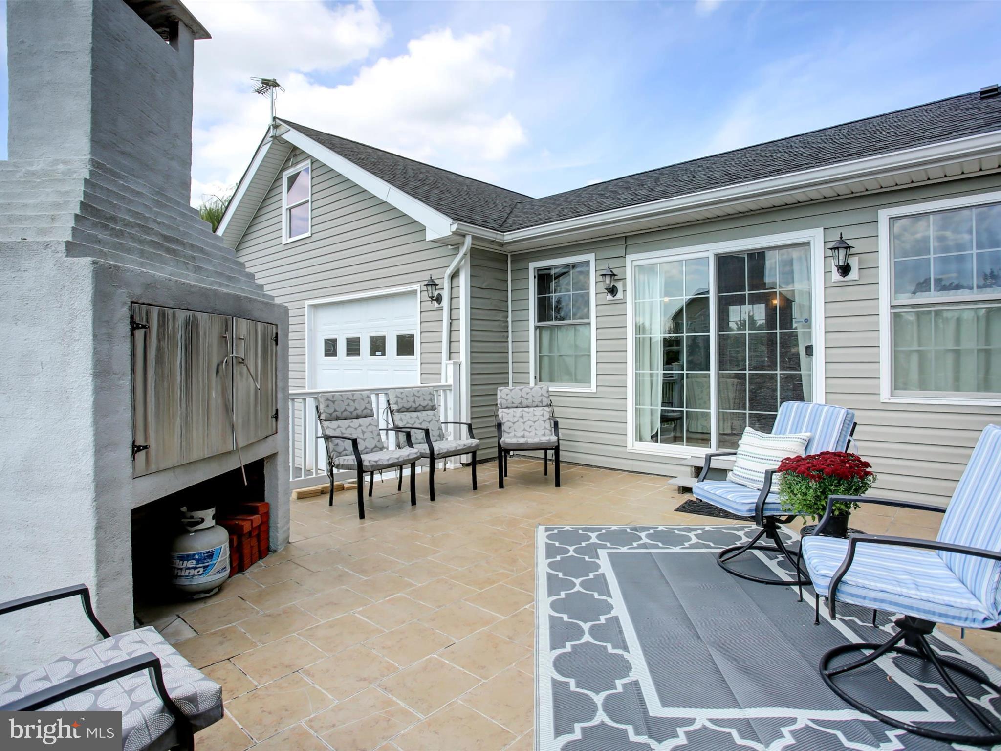 WARM SPRING ESTATES - Residential