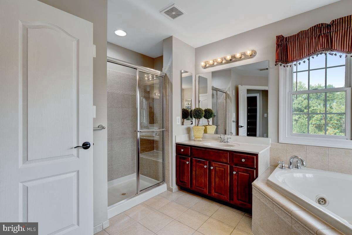 LENAH RUN - Residential Lease