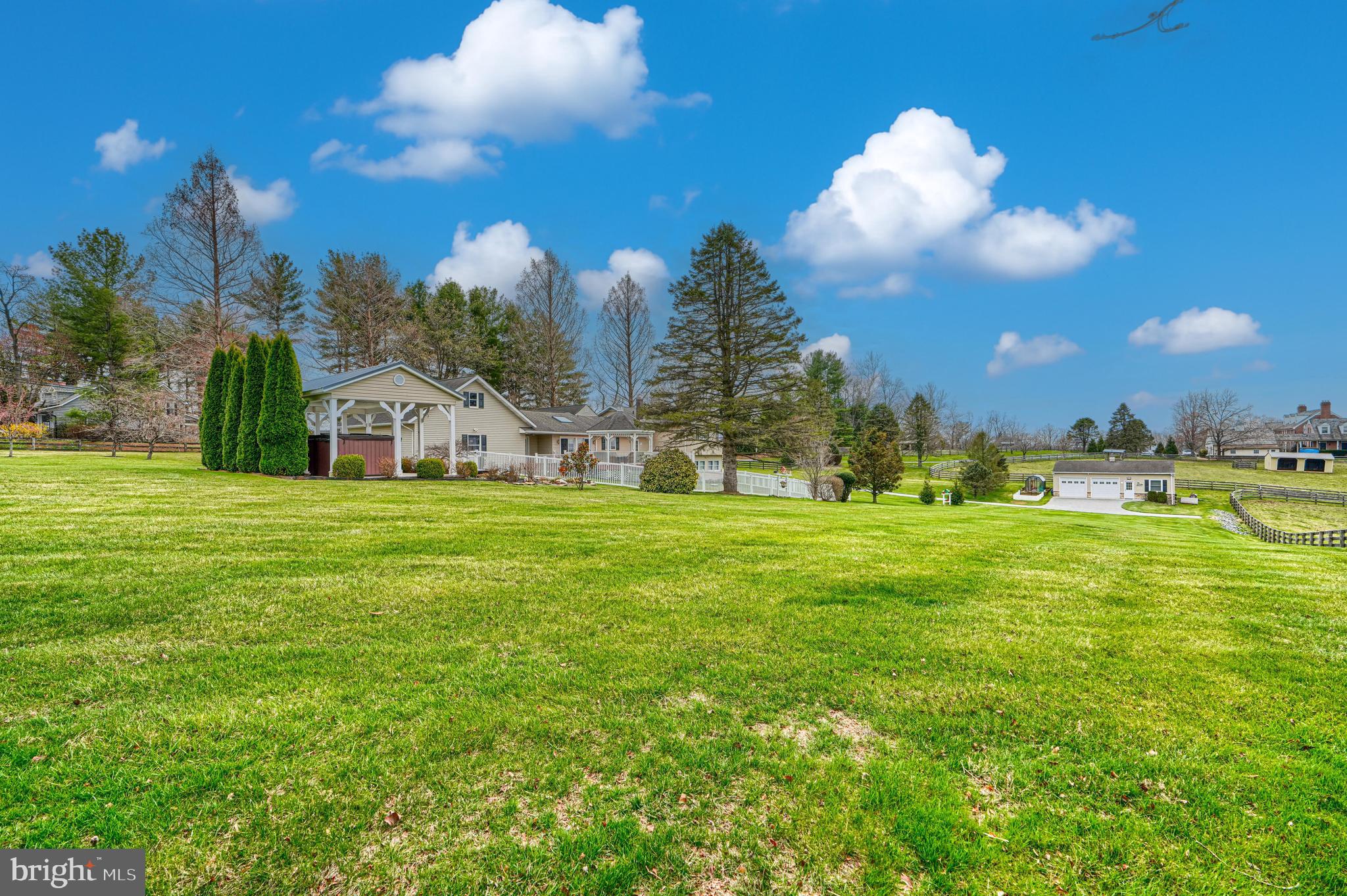 MY LADY'S MANOR - Residential