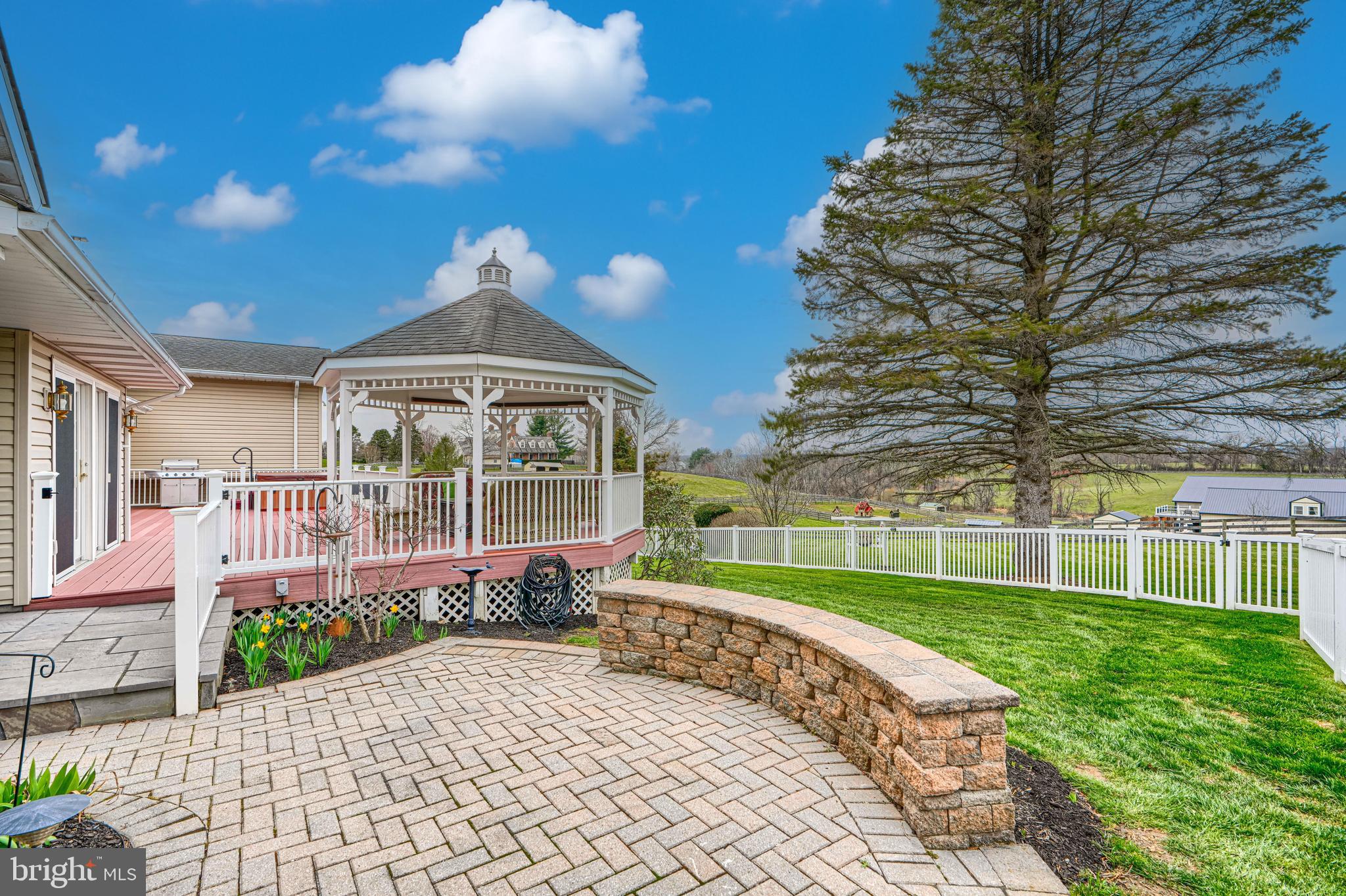 MY LADY'S MANOR - Residential