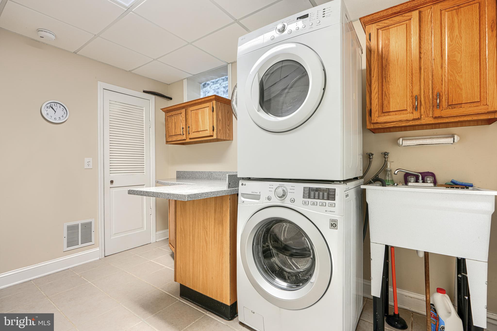 MY LADY'S MANOR - Residential