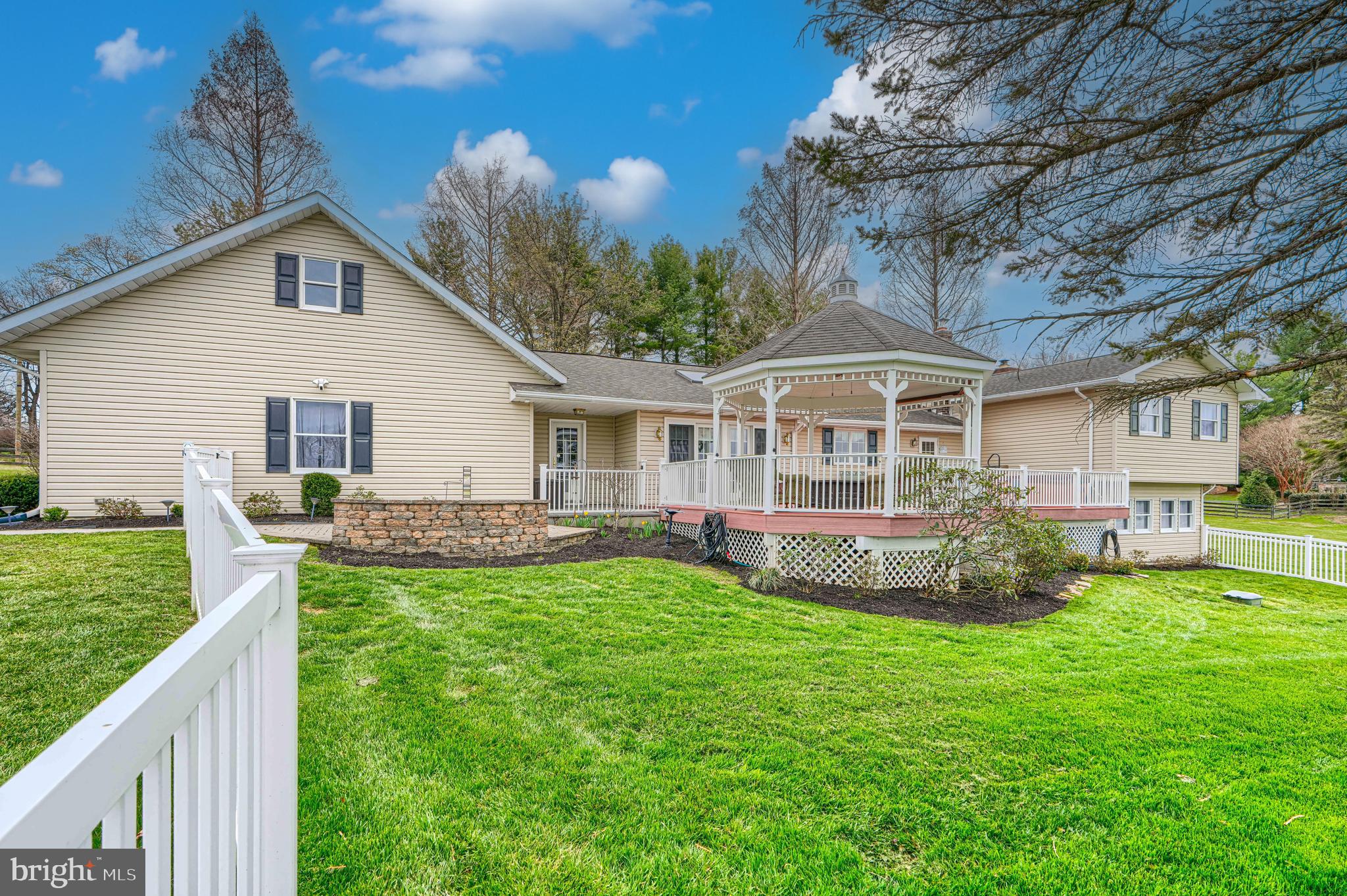 MY LADY'S MANOR - Residential