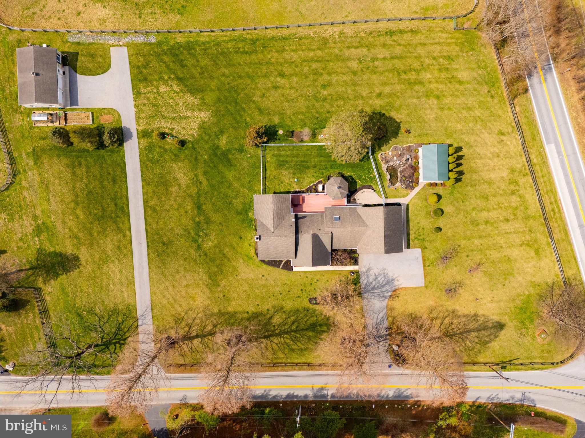 MY LADY'S MANOR - Residential