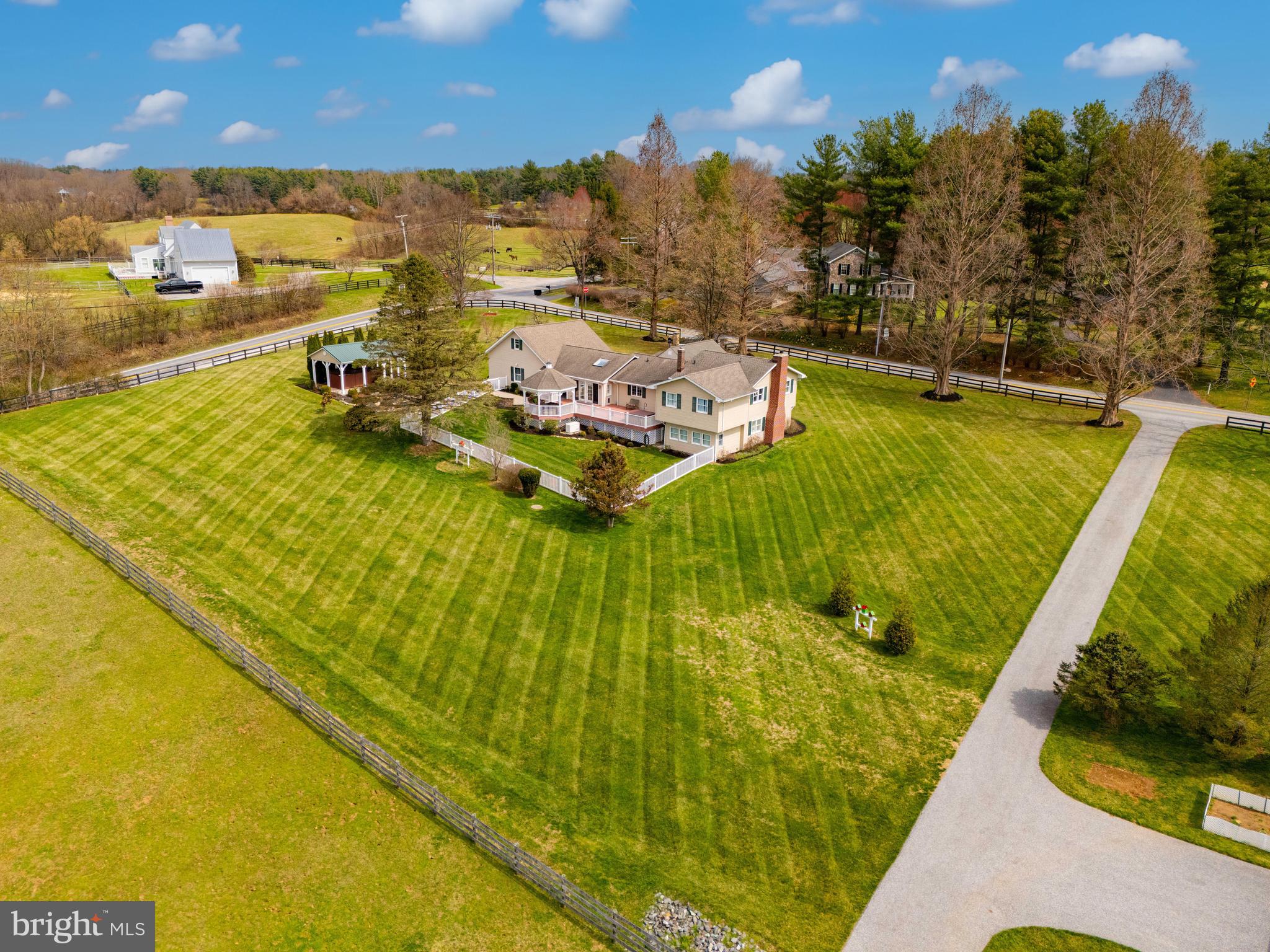 MY LADY'S MANOR - Residential