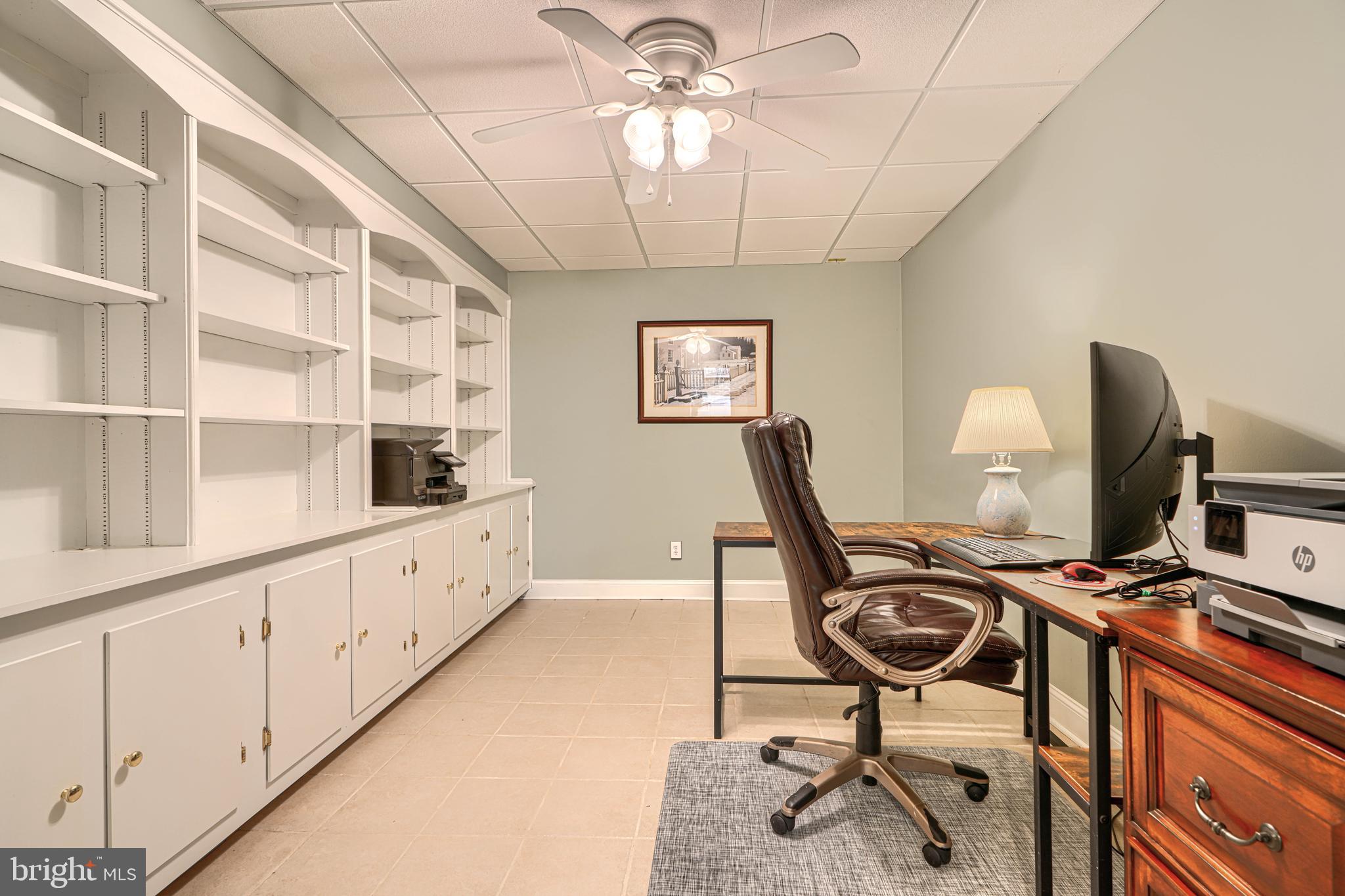 MY LADY'S MANOR - Residential