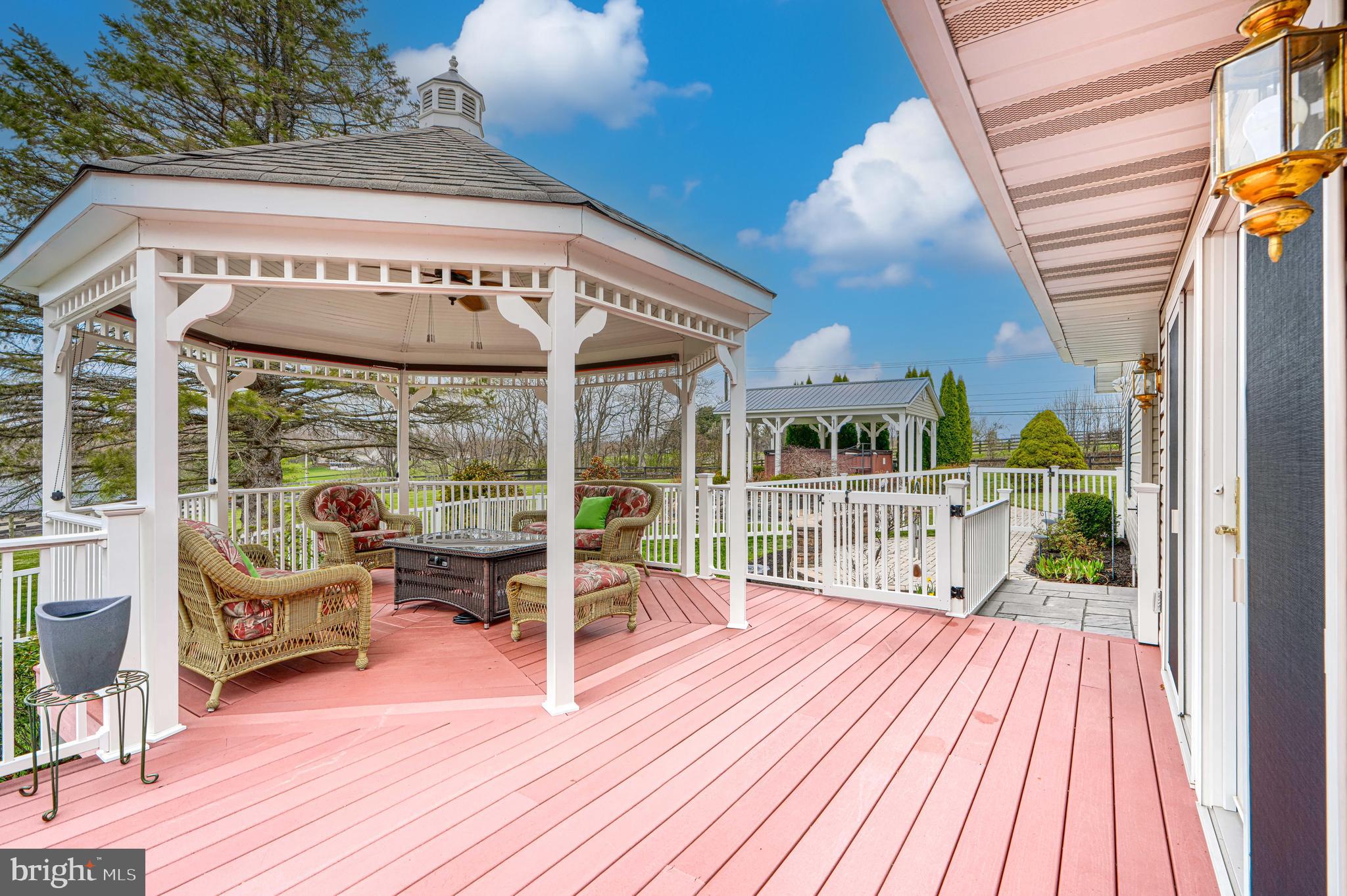 MY LADY'S MANOR - Residential