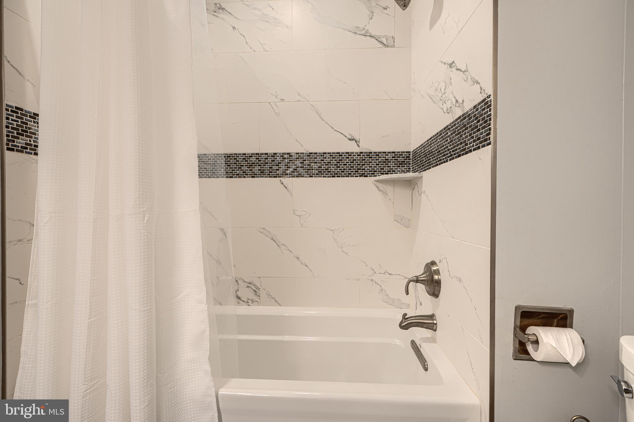 MY LADY'S MANOR - Residential