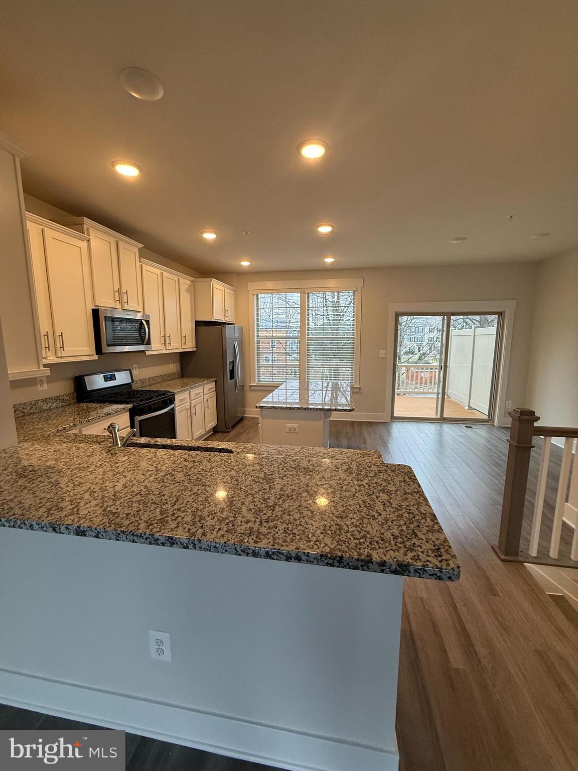 253 ARMENIAN OAK DRIVE