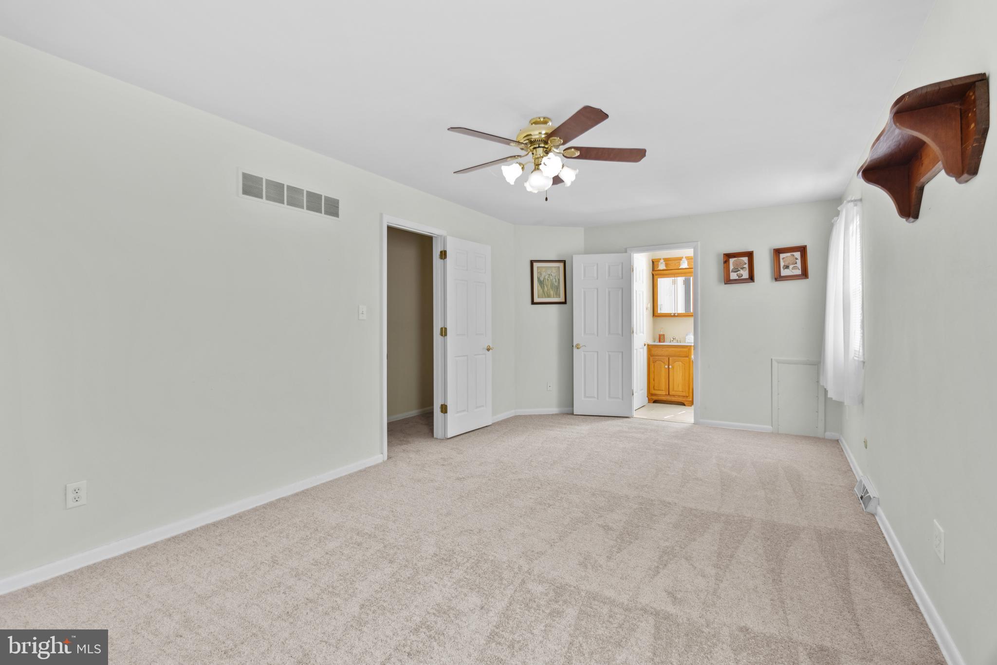 ROLLING MEADOWS - Residential