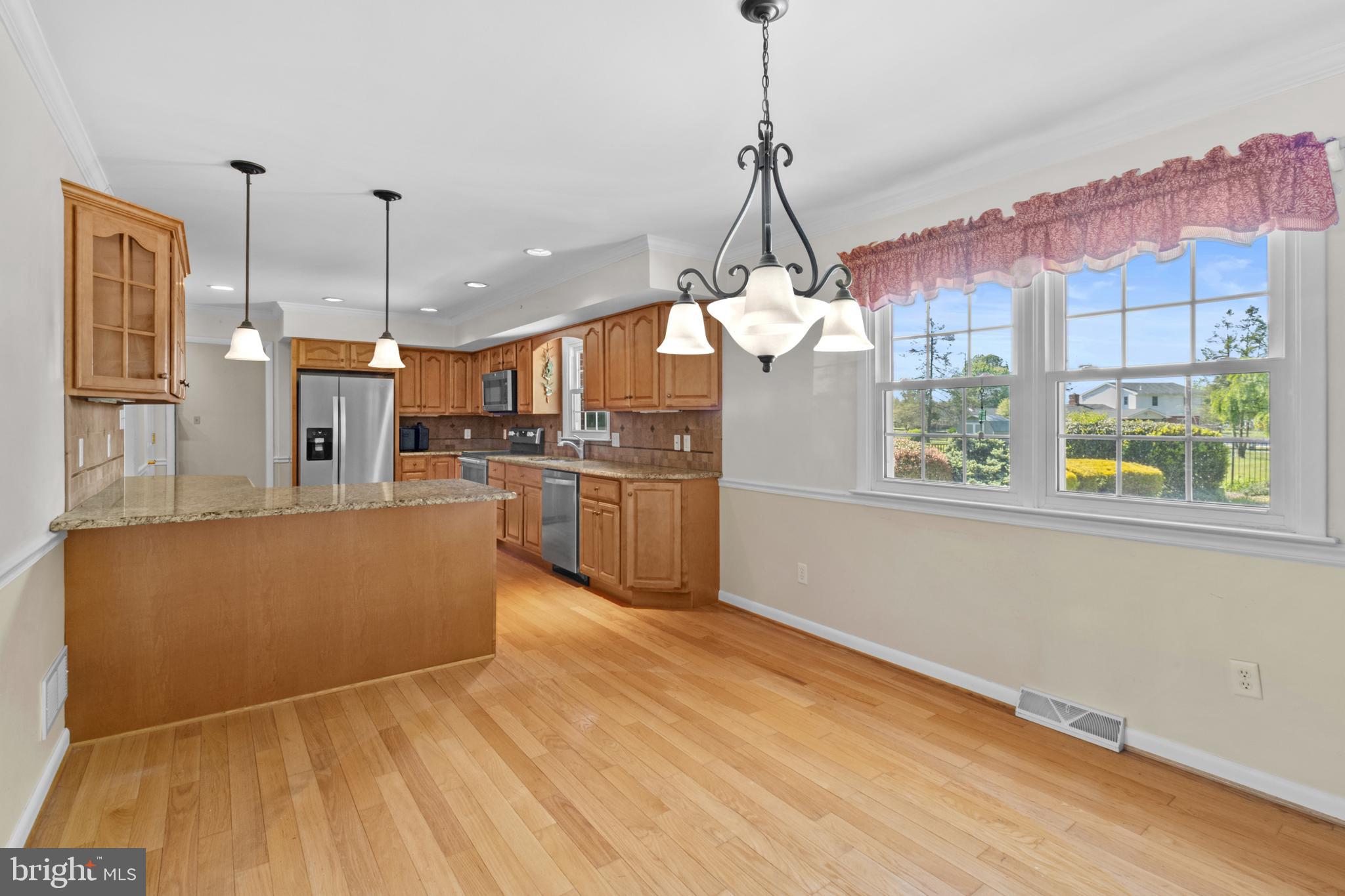 ROLLING MEADOWS - Residential