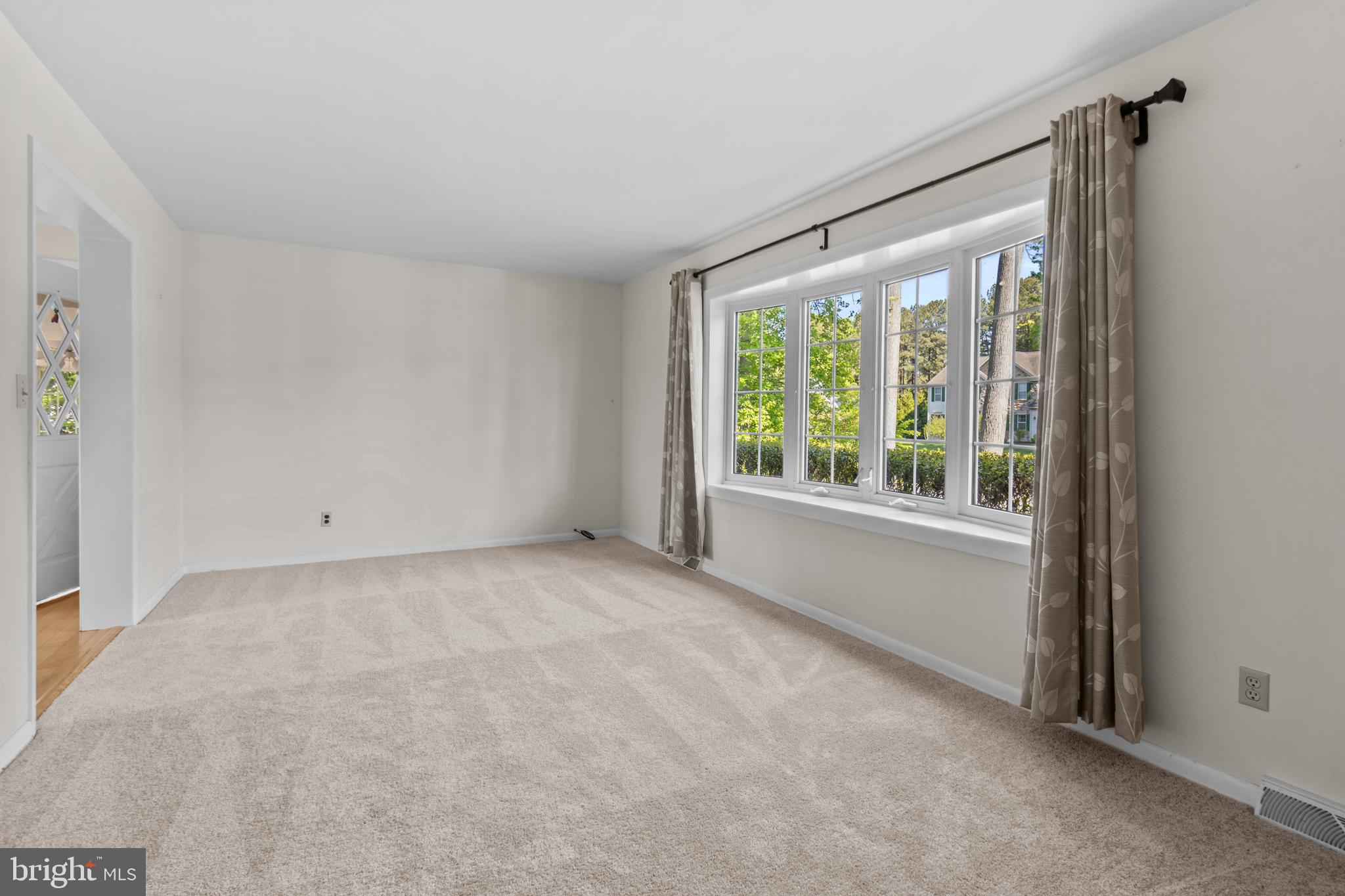 ROLLING MEADOWS - Residential