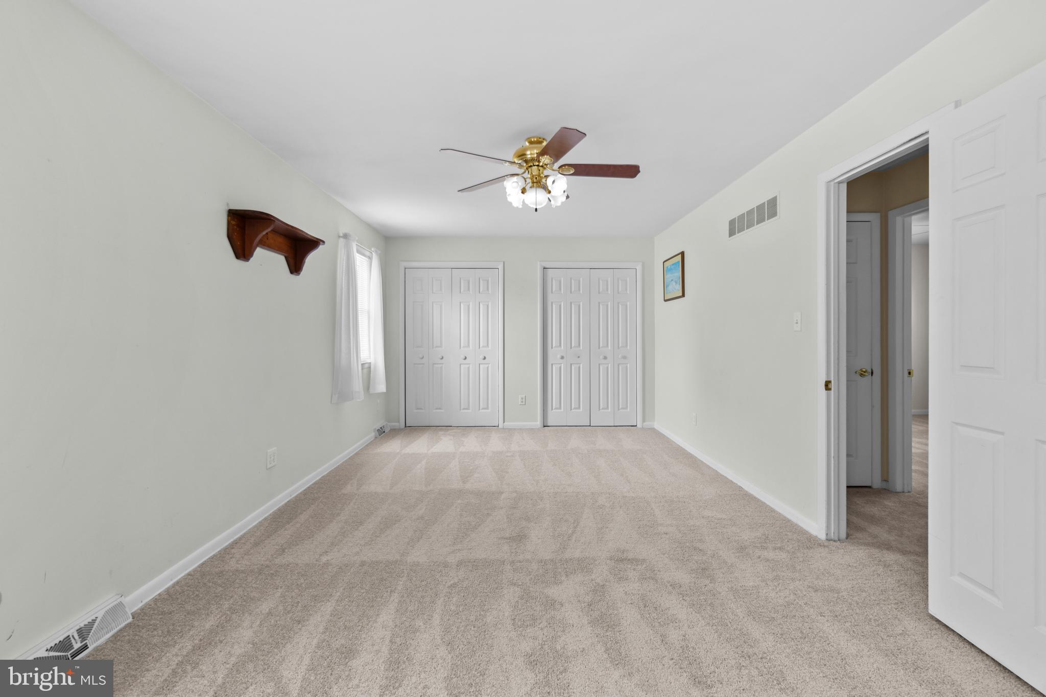 ROLLING MEADOWS - Residential