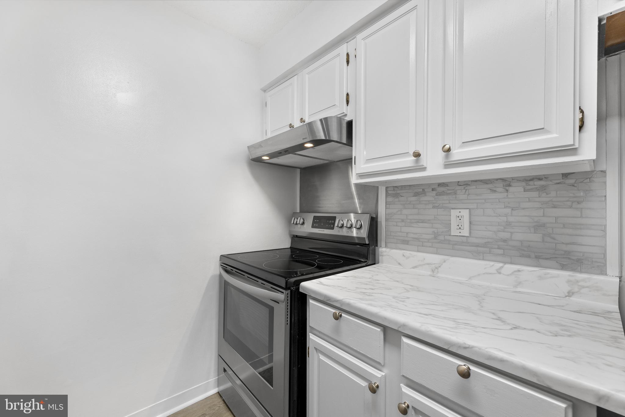 2415 RAVENS CREST DRIVE