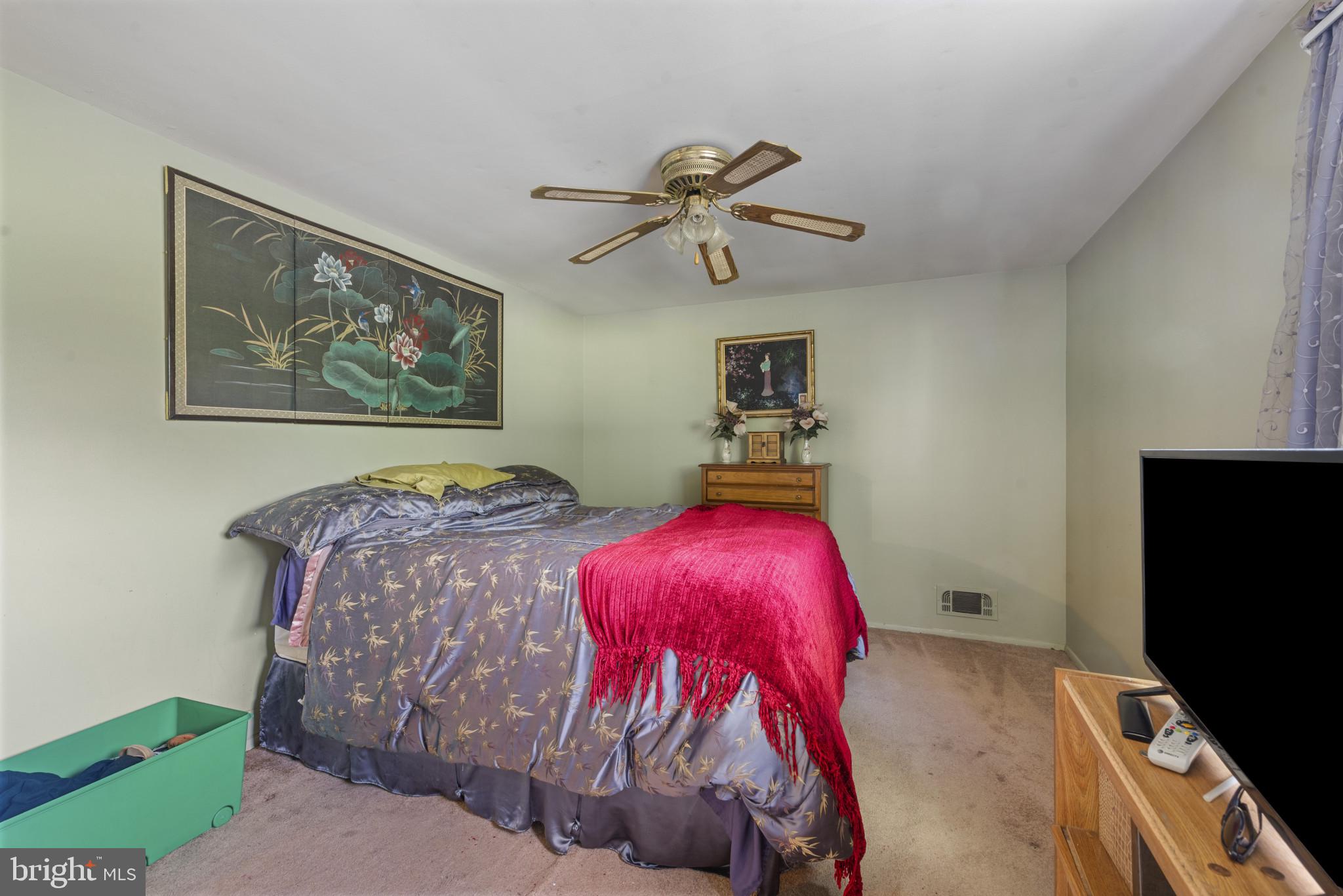 WILLIAMSBURG - Residential