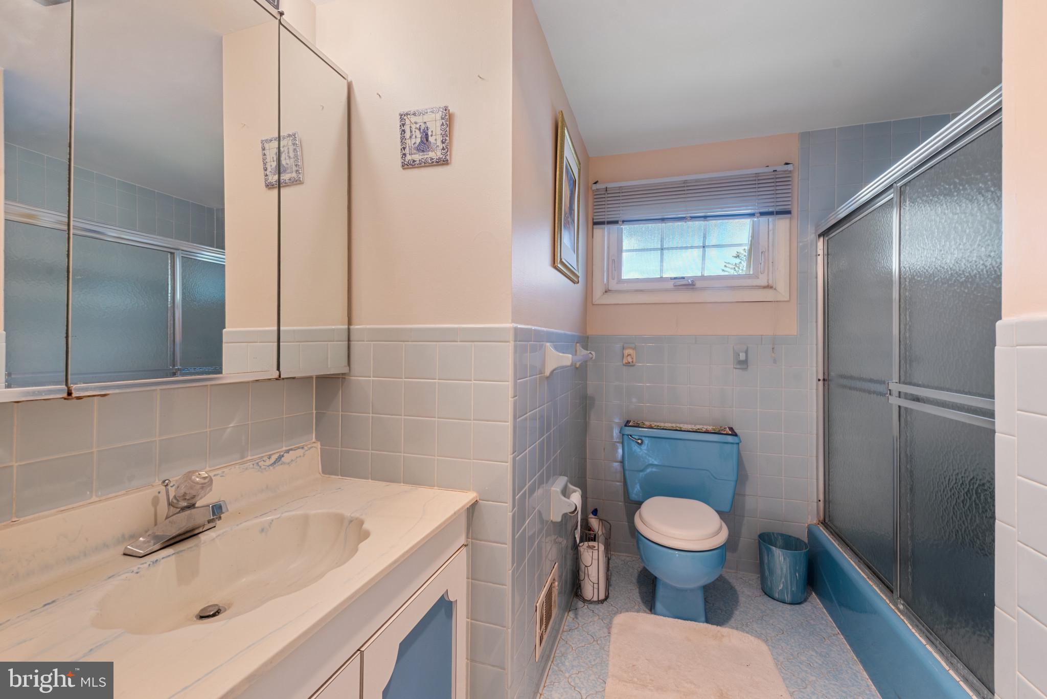 WILLIAMSBURG - Residential