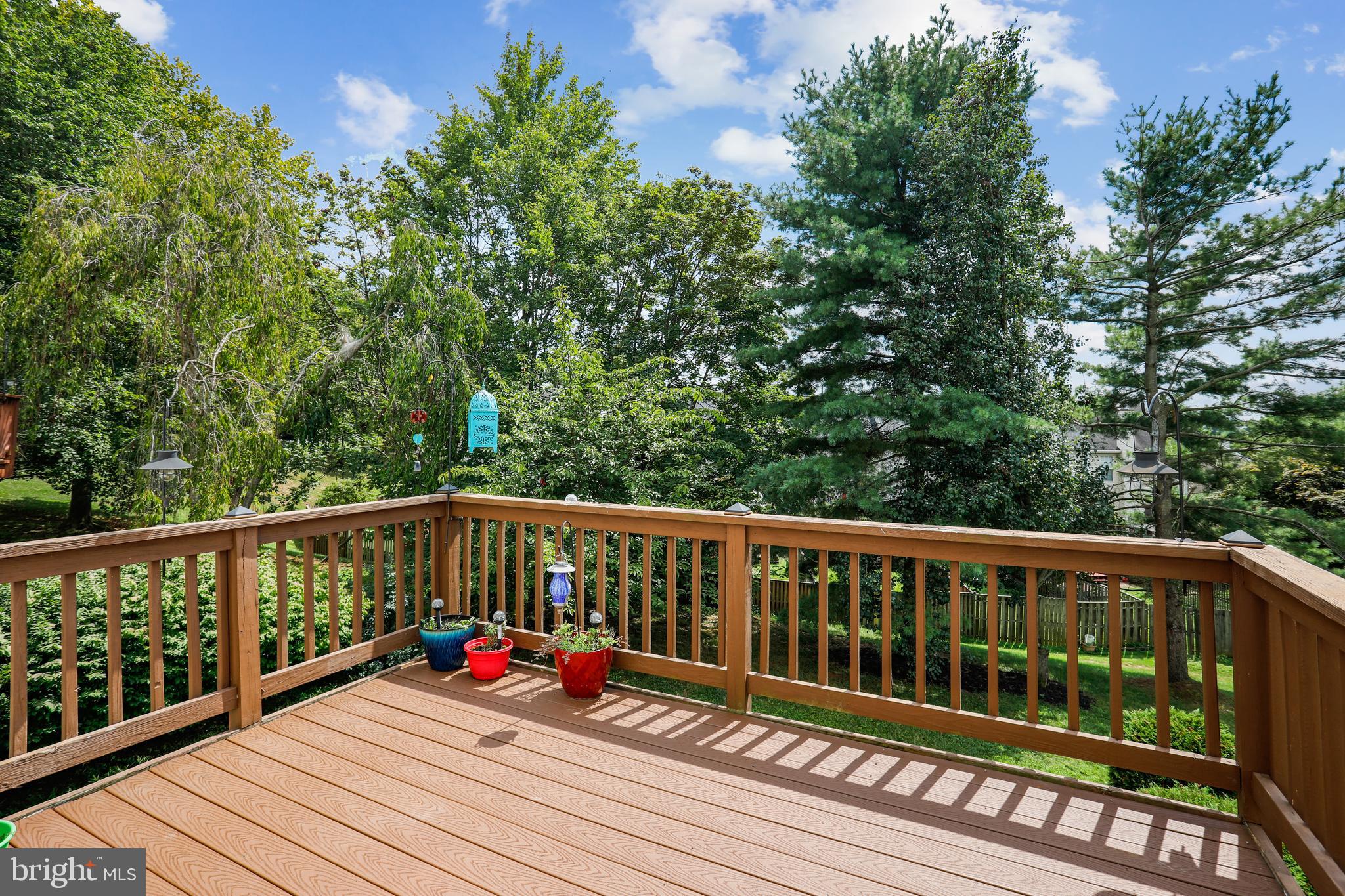 COUNTRY WALK - Residential