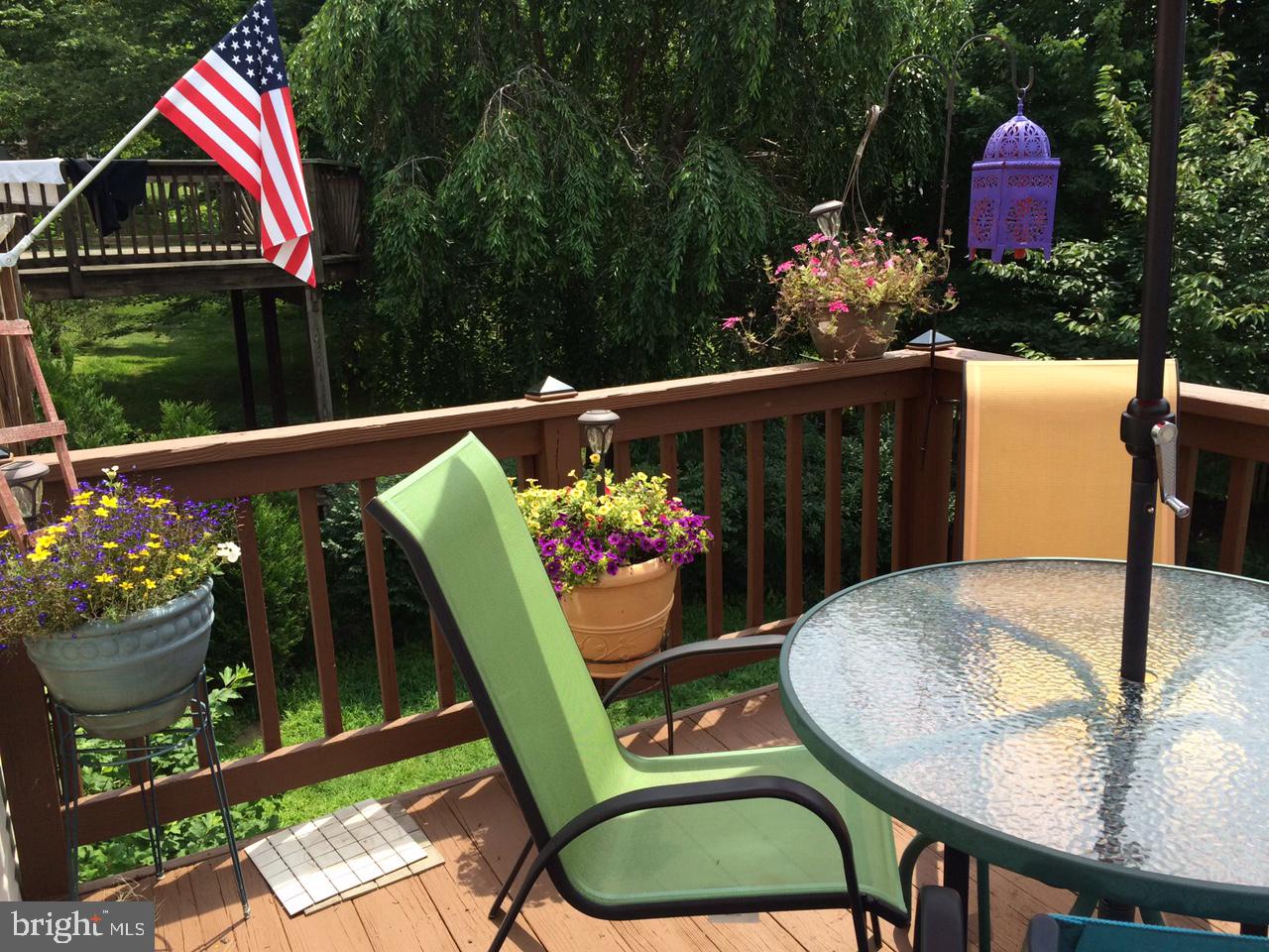 COUNTRY WALK - Residential