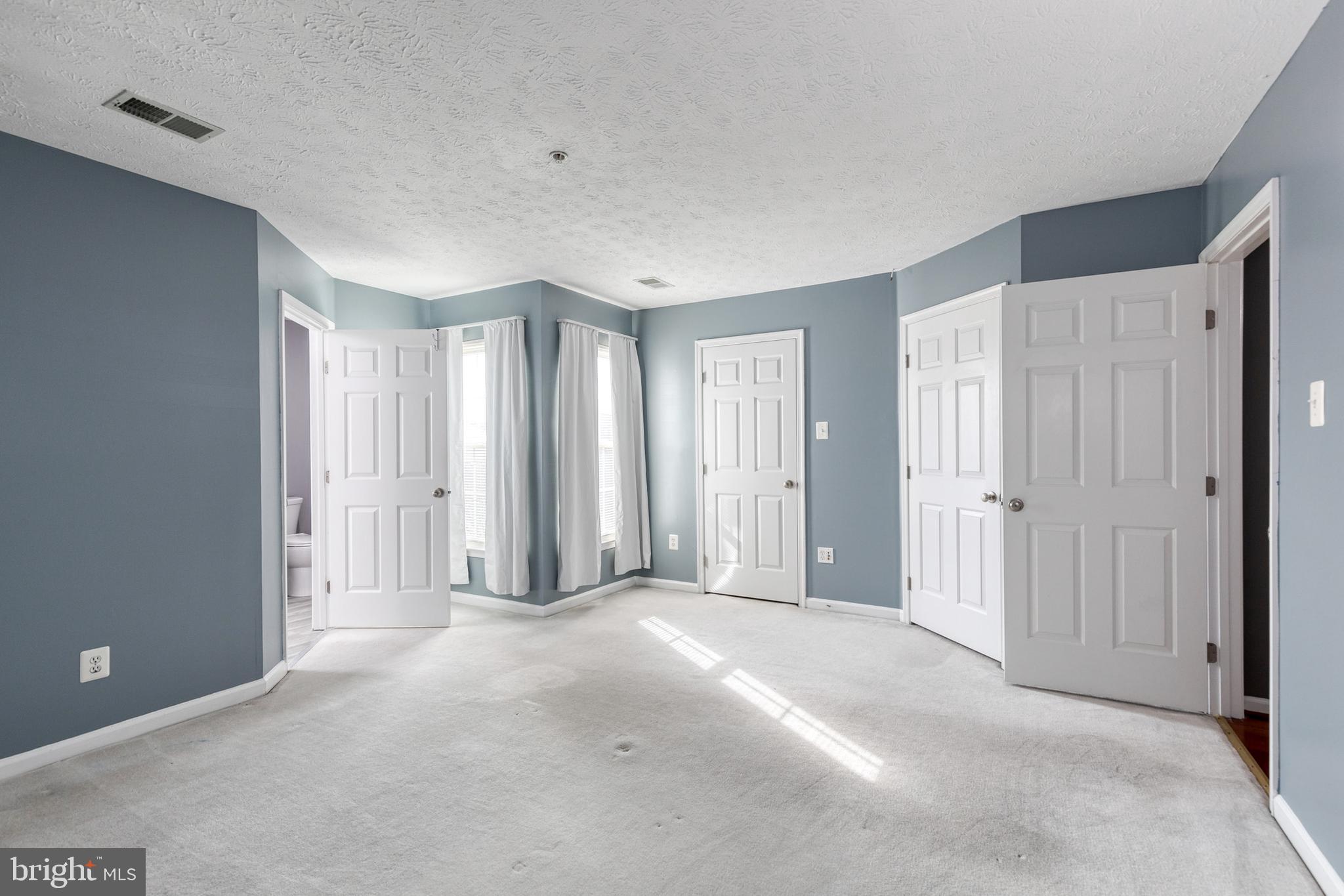 EATON SQUARE - Residential Lease