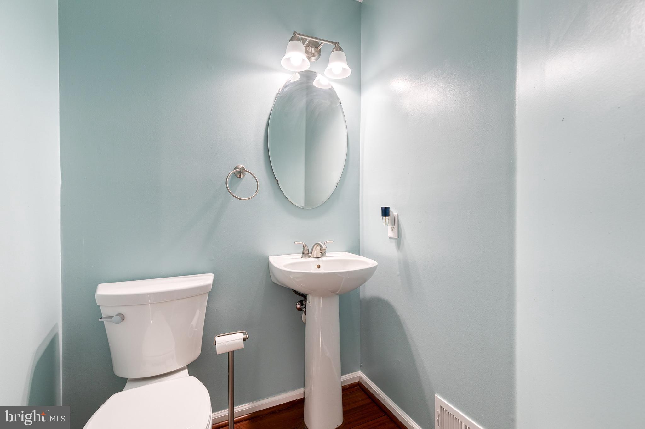 EATON SQUARE - Residential Lease