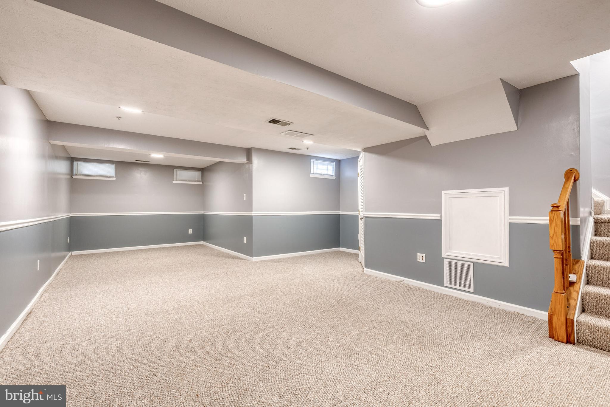 EATON SQUARE - Residential Lease