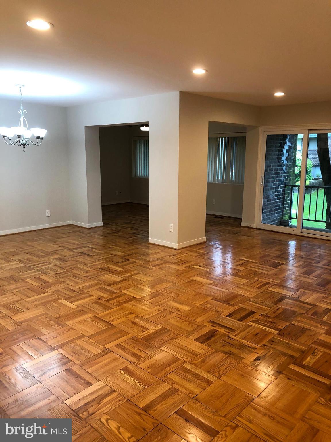 STEVENSON VILLAGE CONDO - Residential Lease