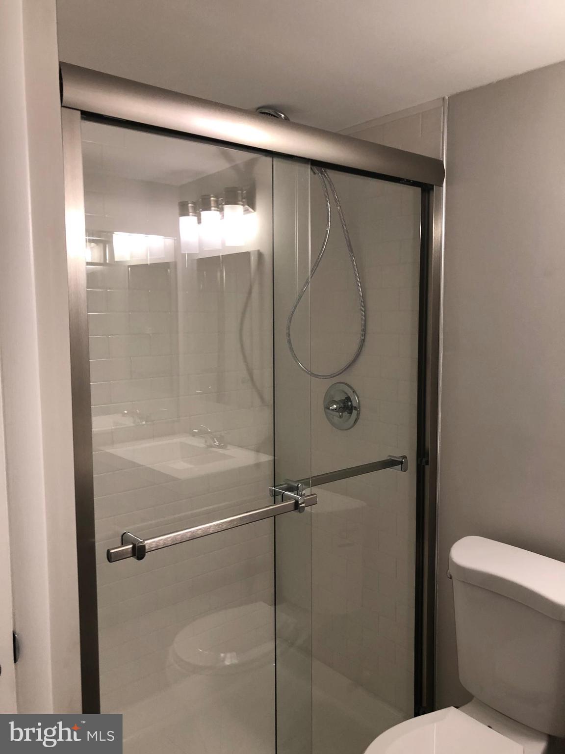 STEVENSON VILLAGE CONDO - Residential Lease